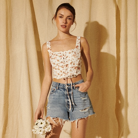 Znaleźliśmy topy które pasują do wszystkiego - Miniatura wpisu - Blog House