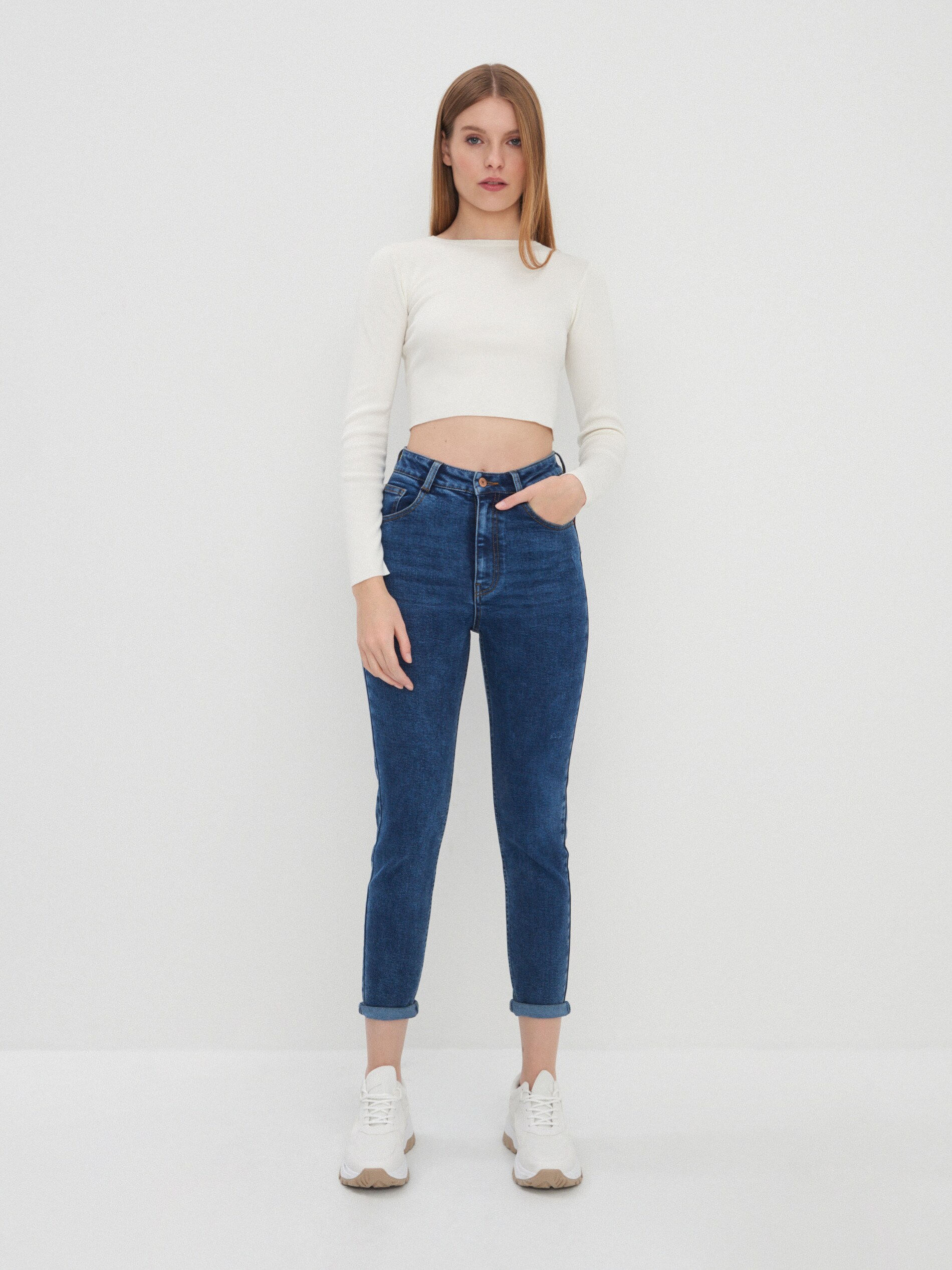 Viskózový sveter kratšieho strihu