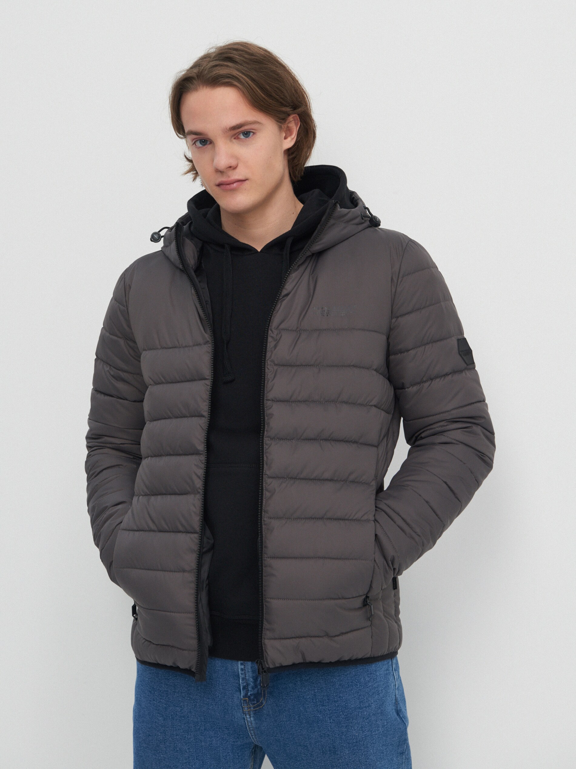 Prešívaná bunda s kapucňou