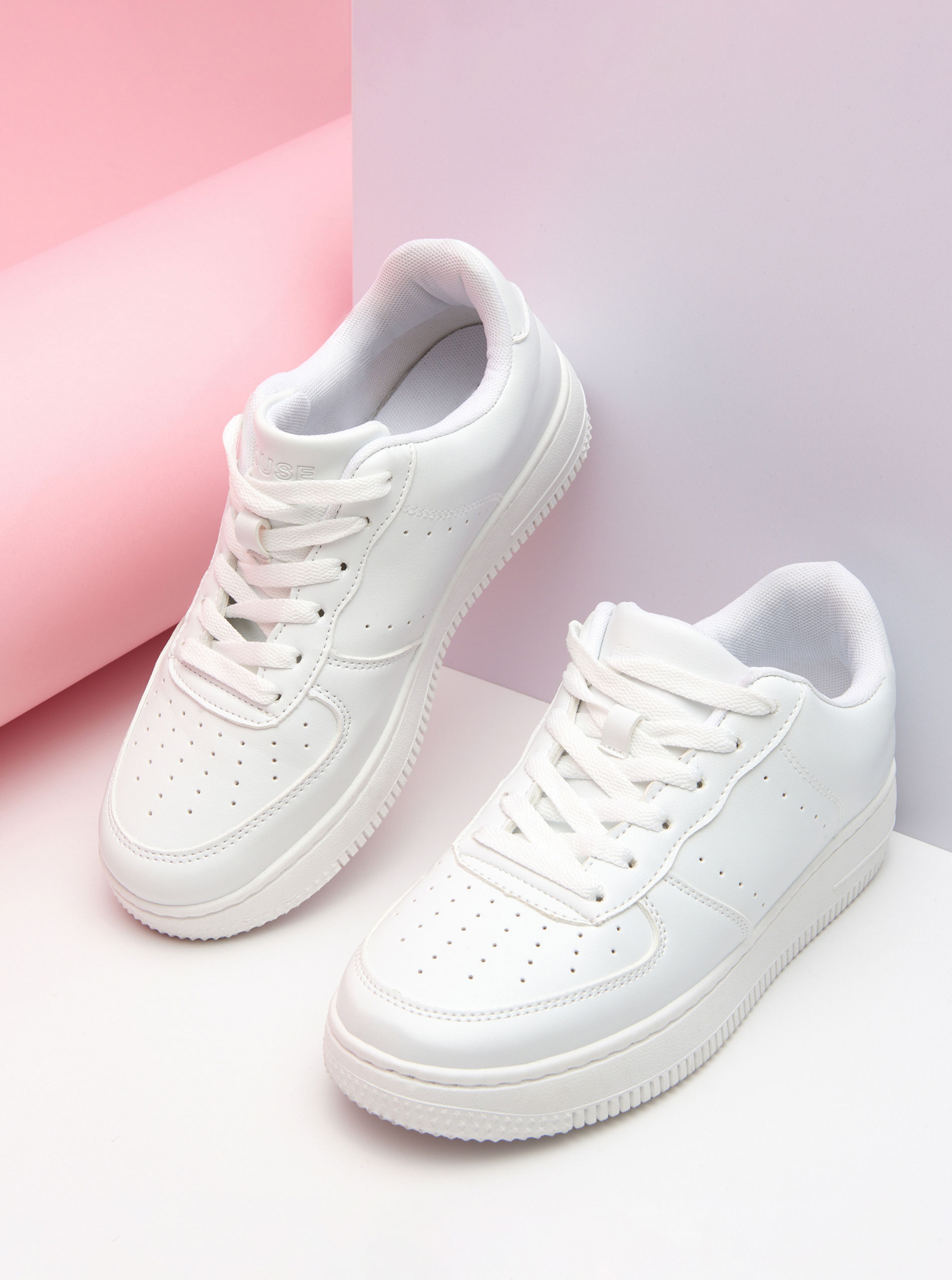 Dámske tenisky-vychádzková obuv