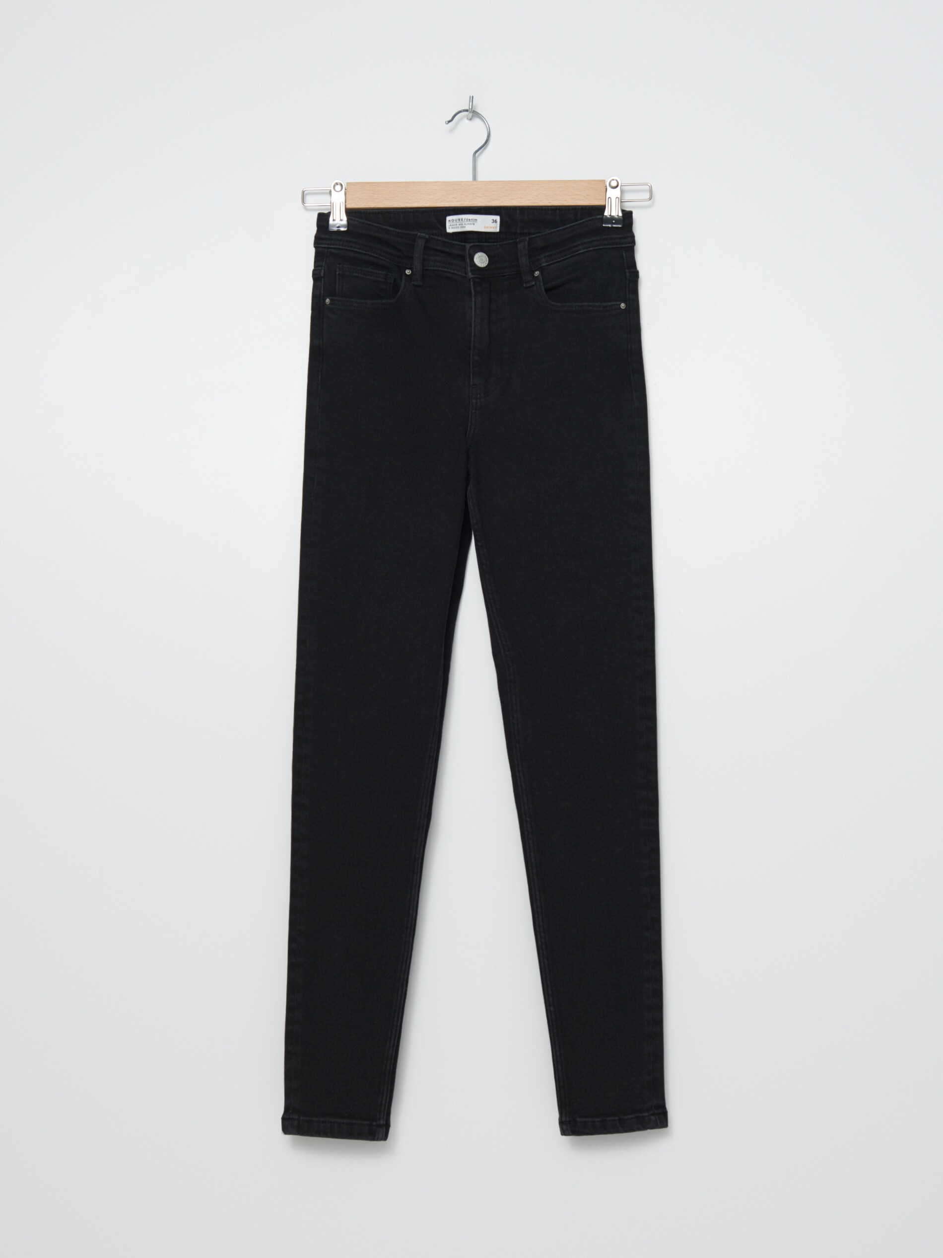 Priliehavé džínsy SKINNY FIT