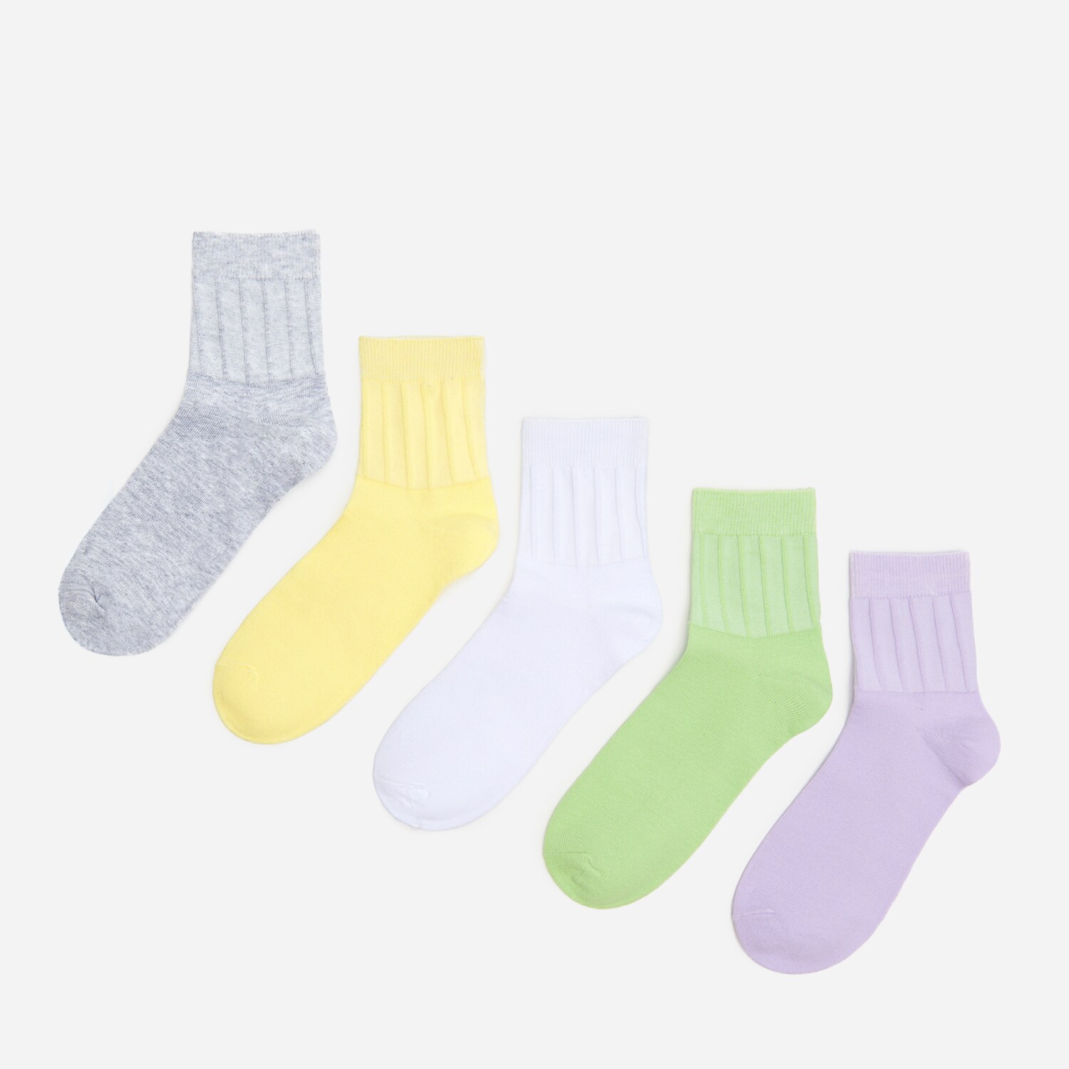 5 páry farebných ponožiek