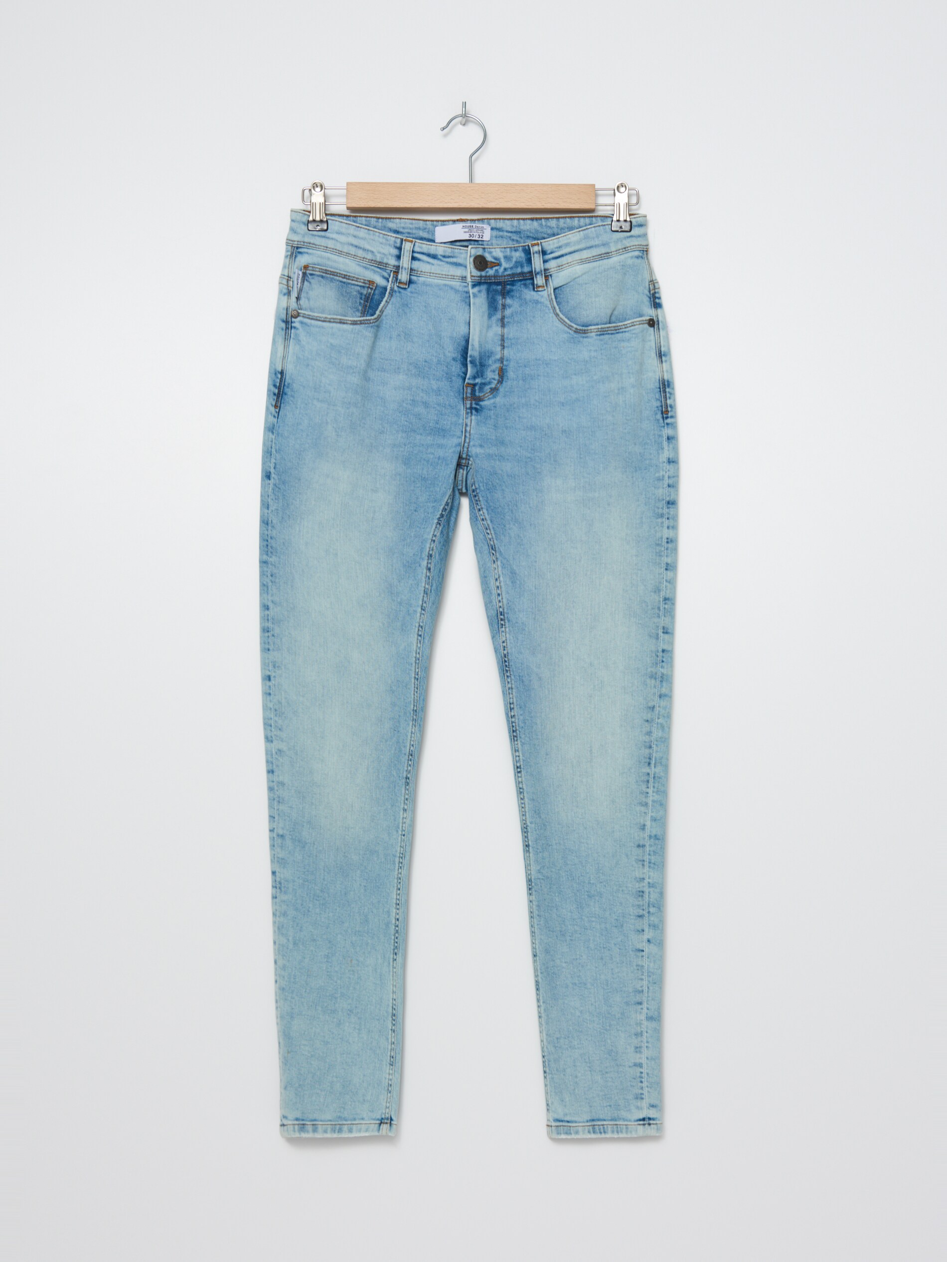 Džínsy s vypratým efektom