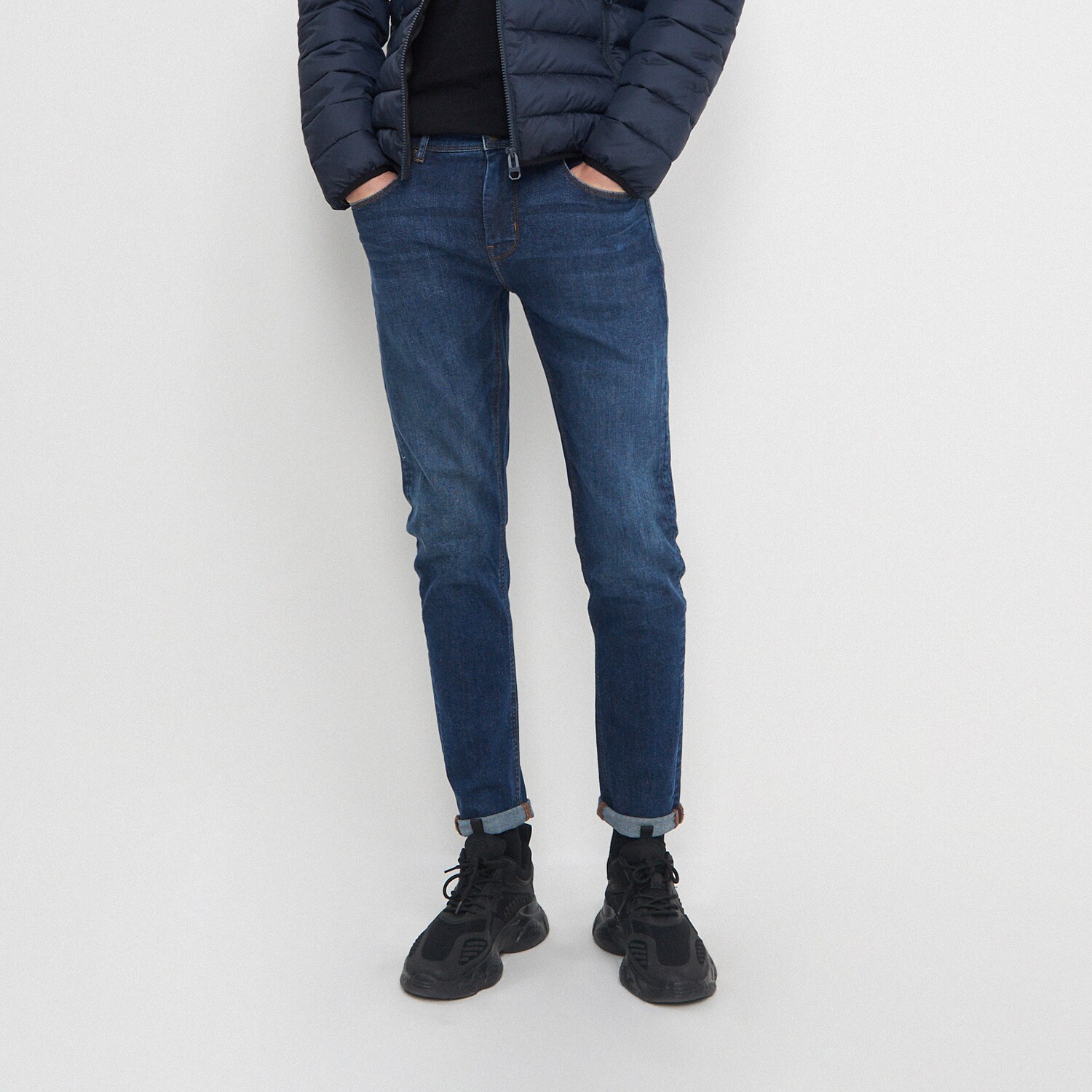 Džínsy s vypratým efektom