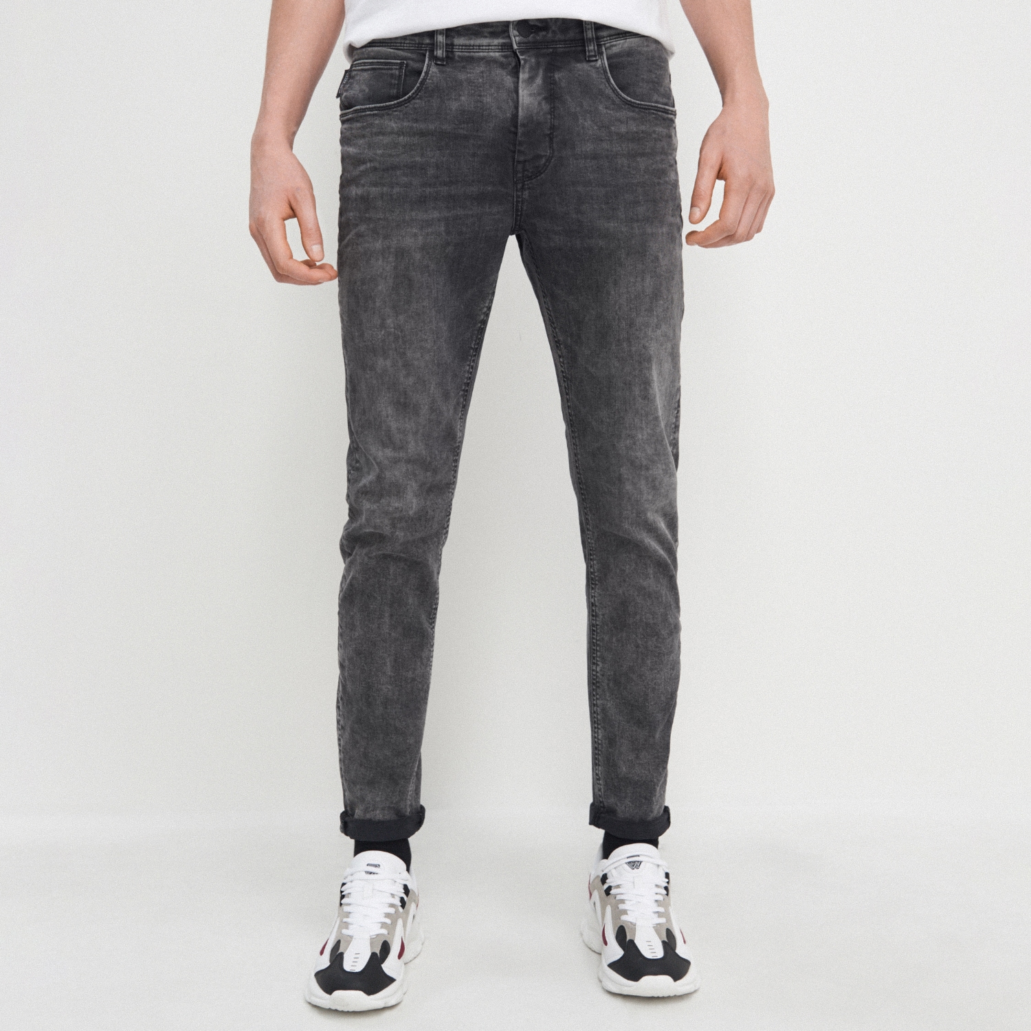 Džínsy s vypratým efektom