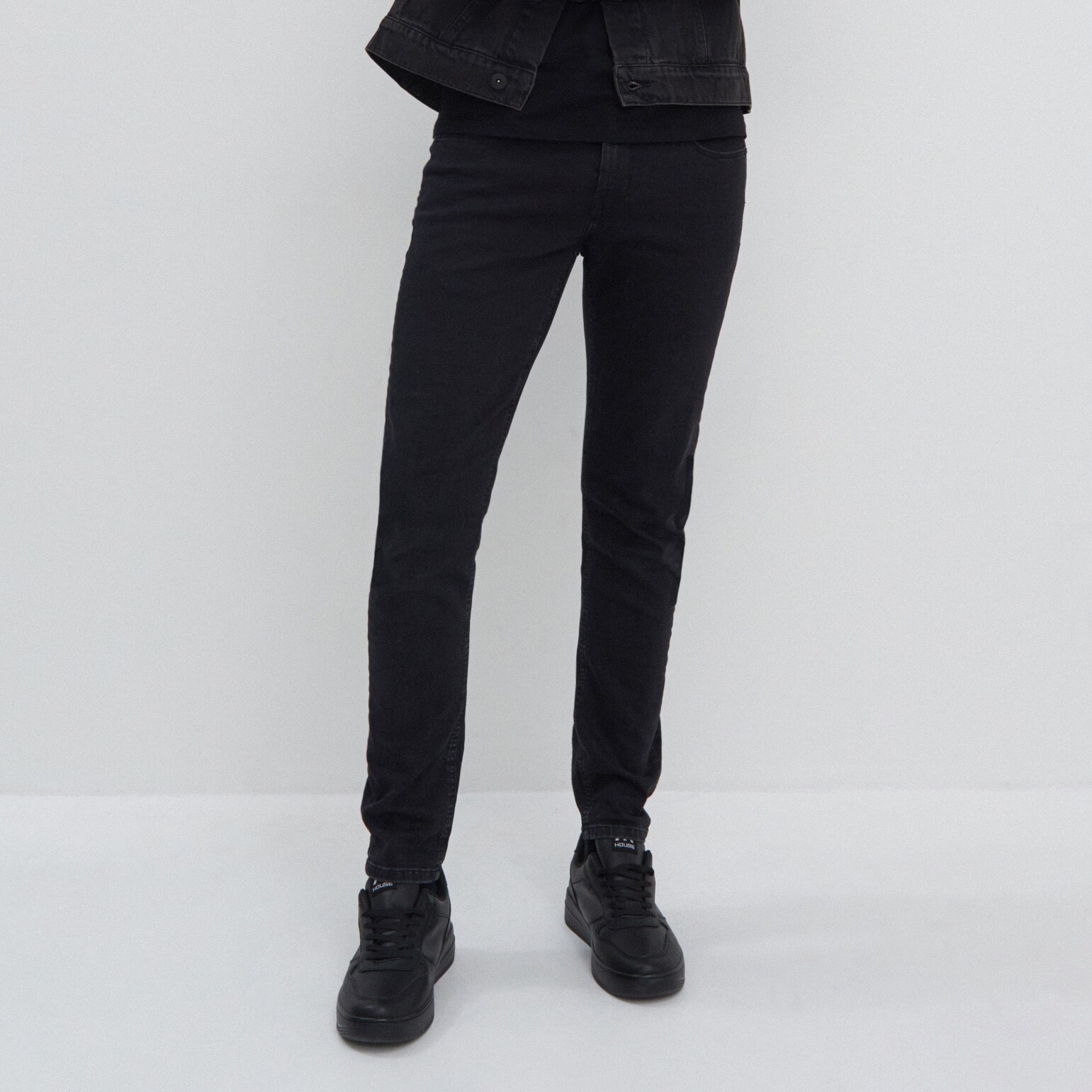 Džínsy s vypratým efektom