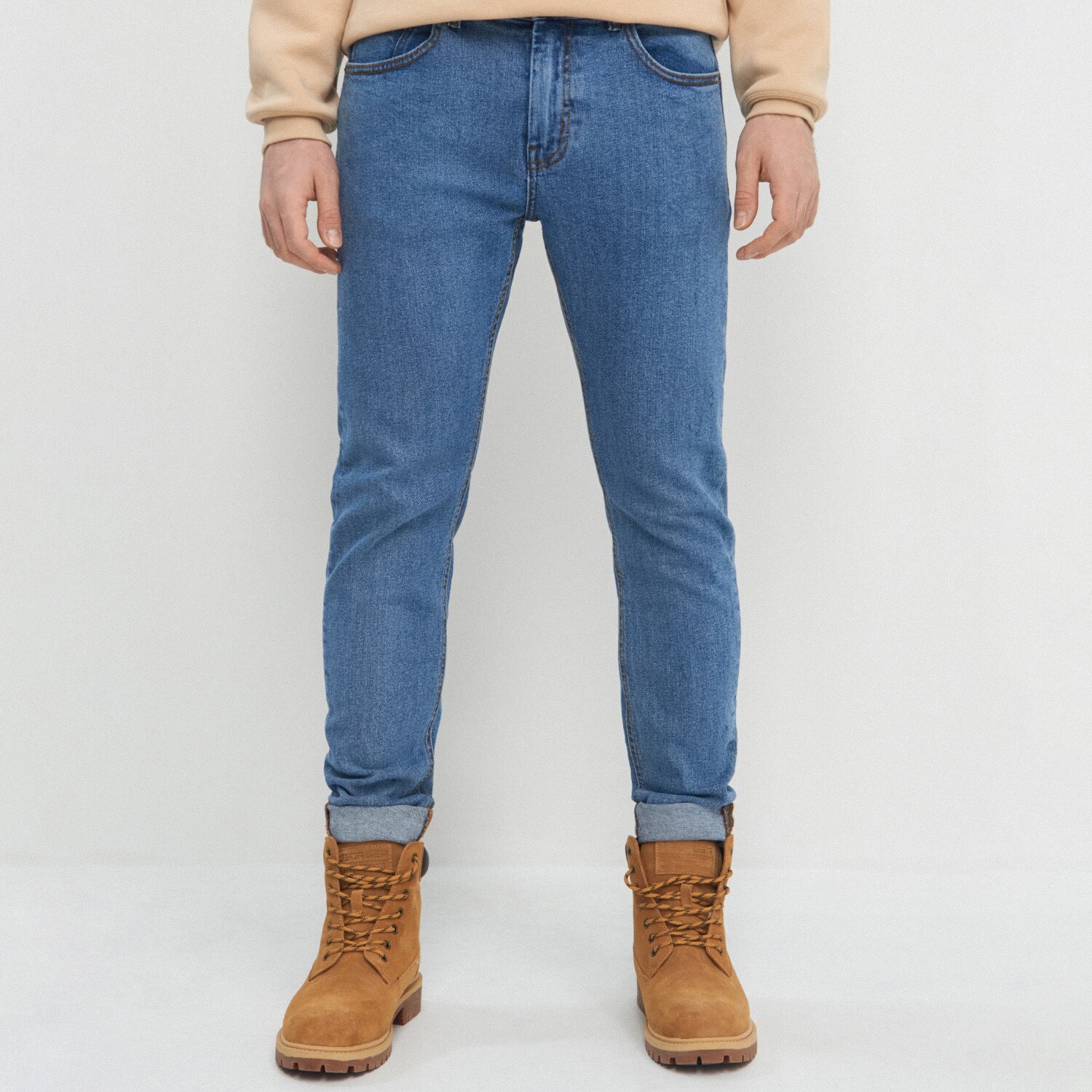 Slim fit džínsy s efektom sprania