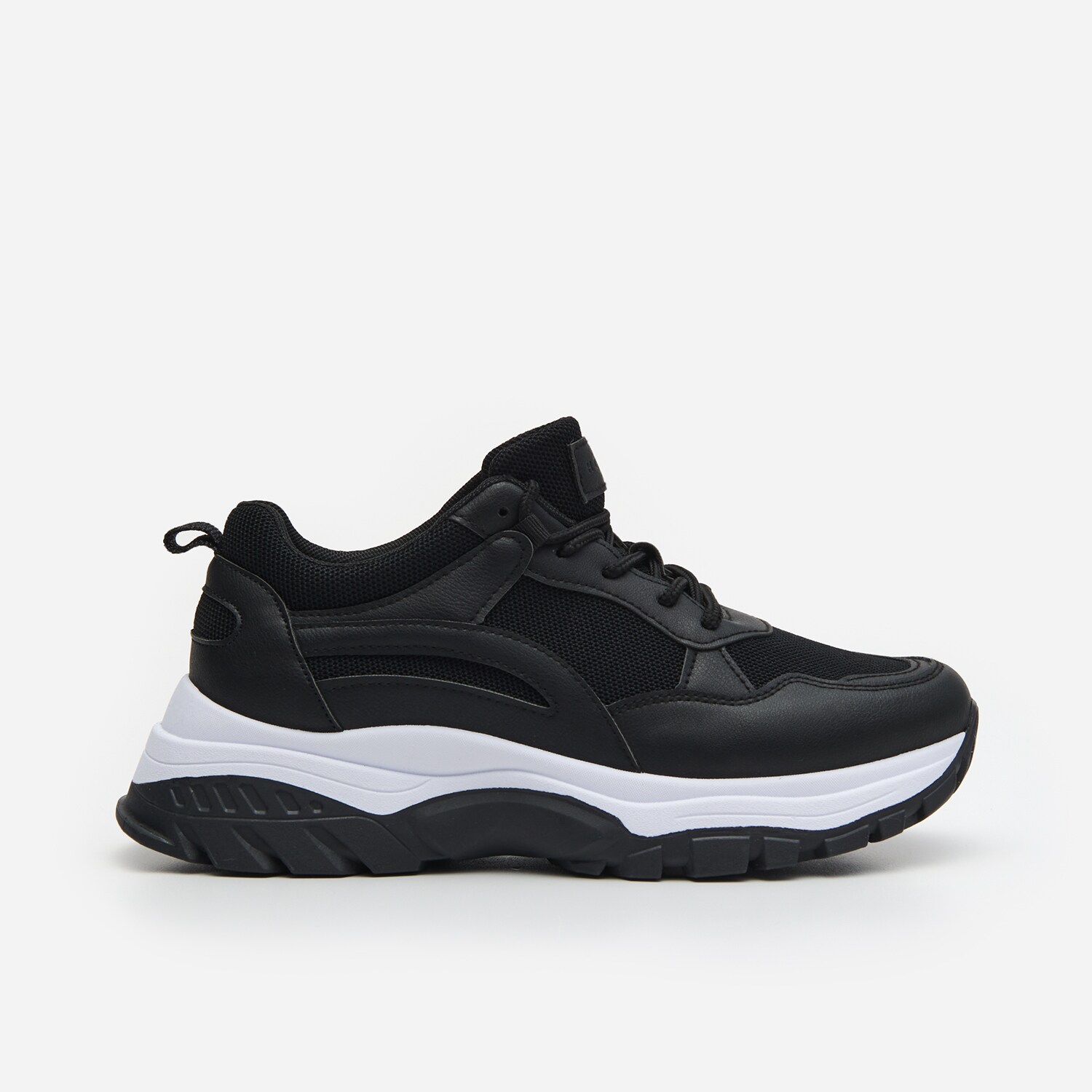 Sneakery s hrubou podrážkou