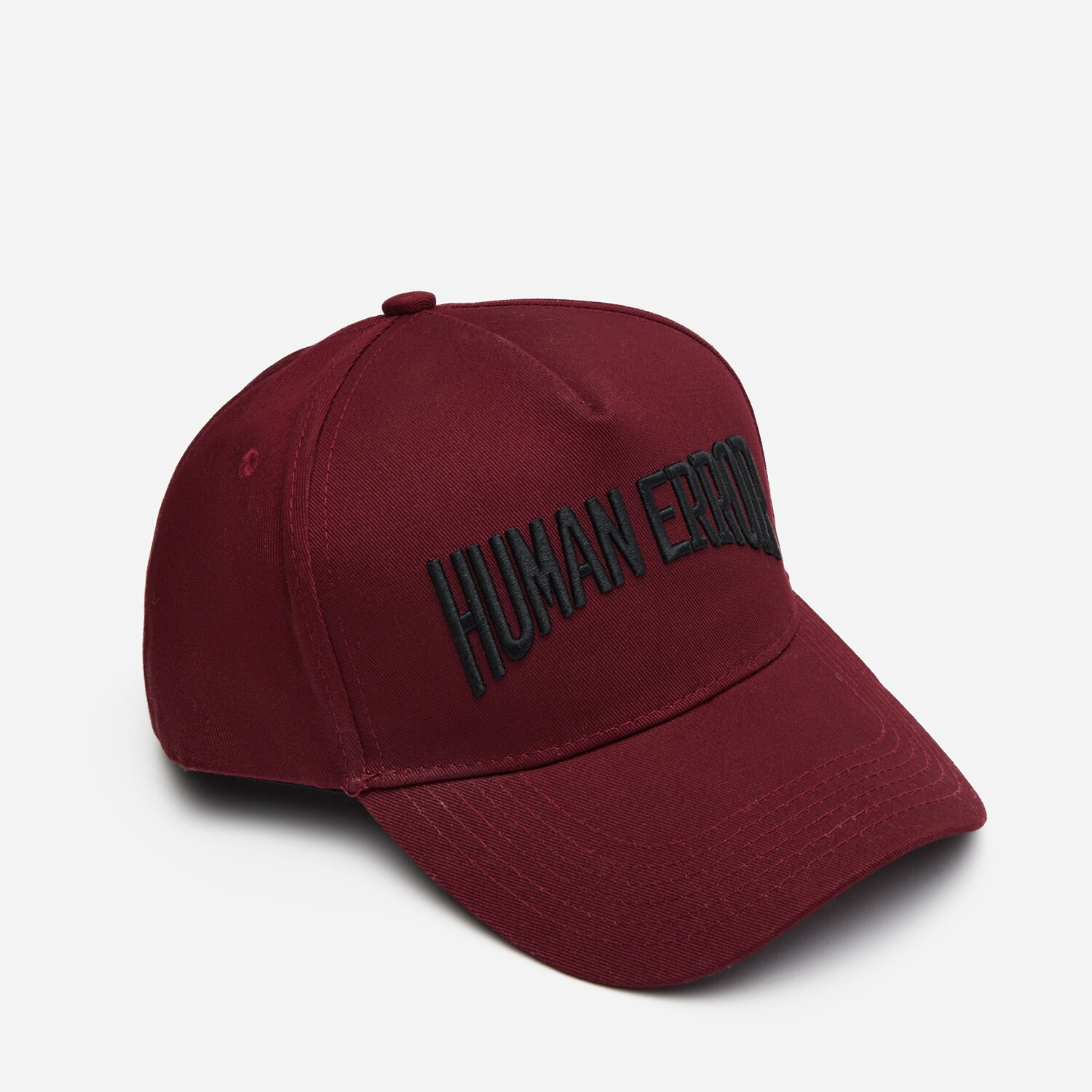 Čiapka so šiltom a výšivkou