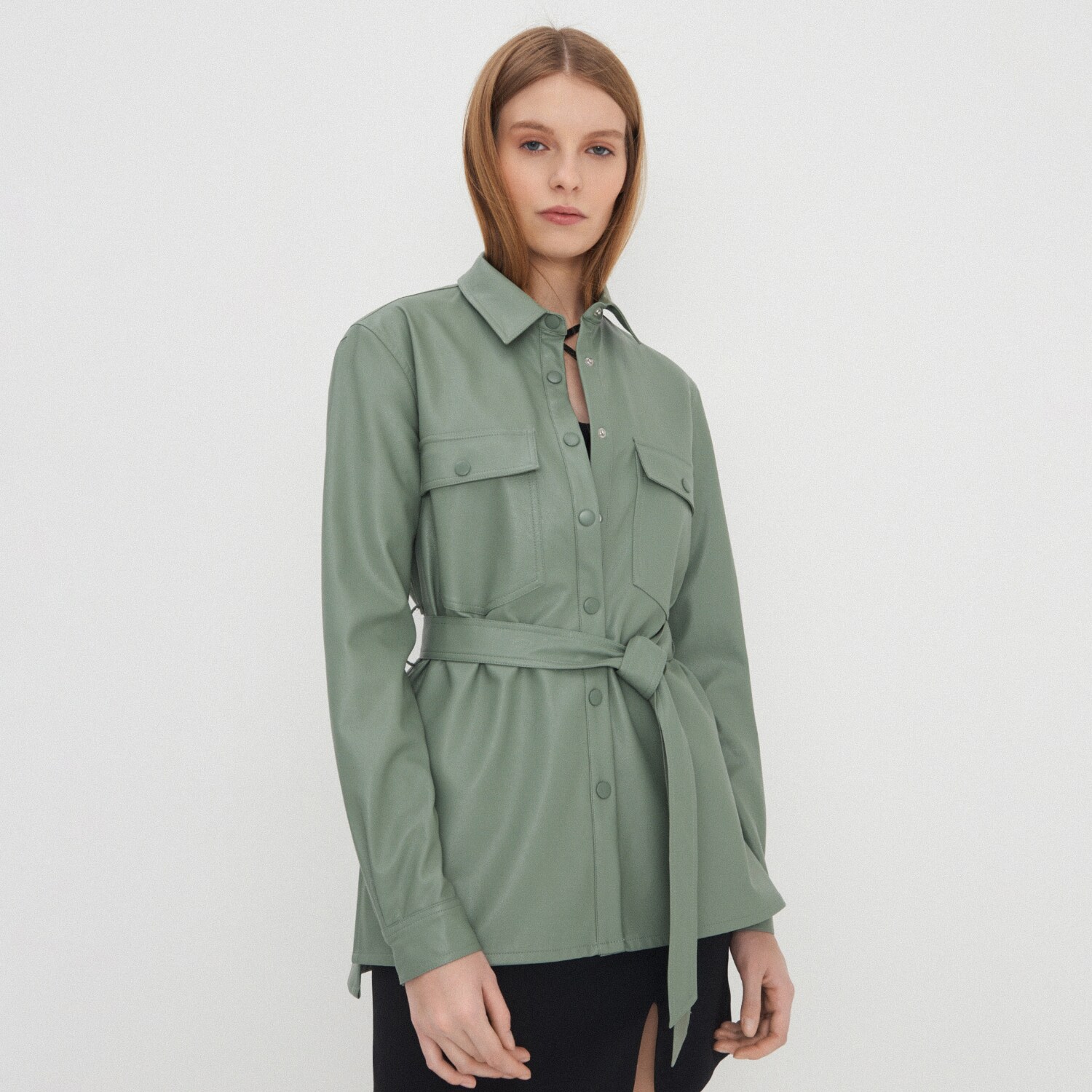 Košeľa z imitácie kože