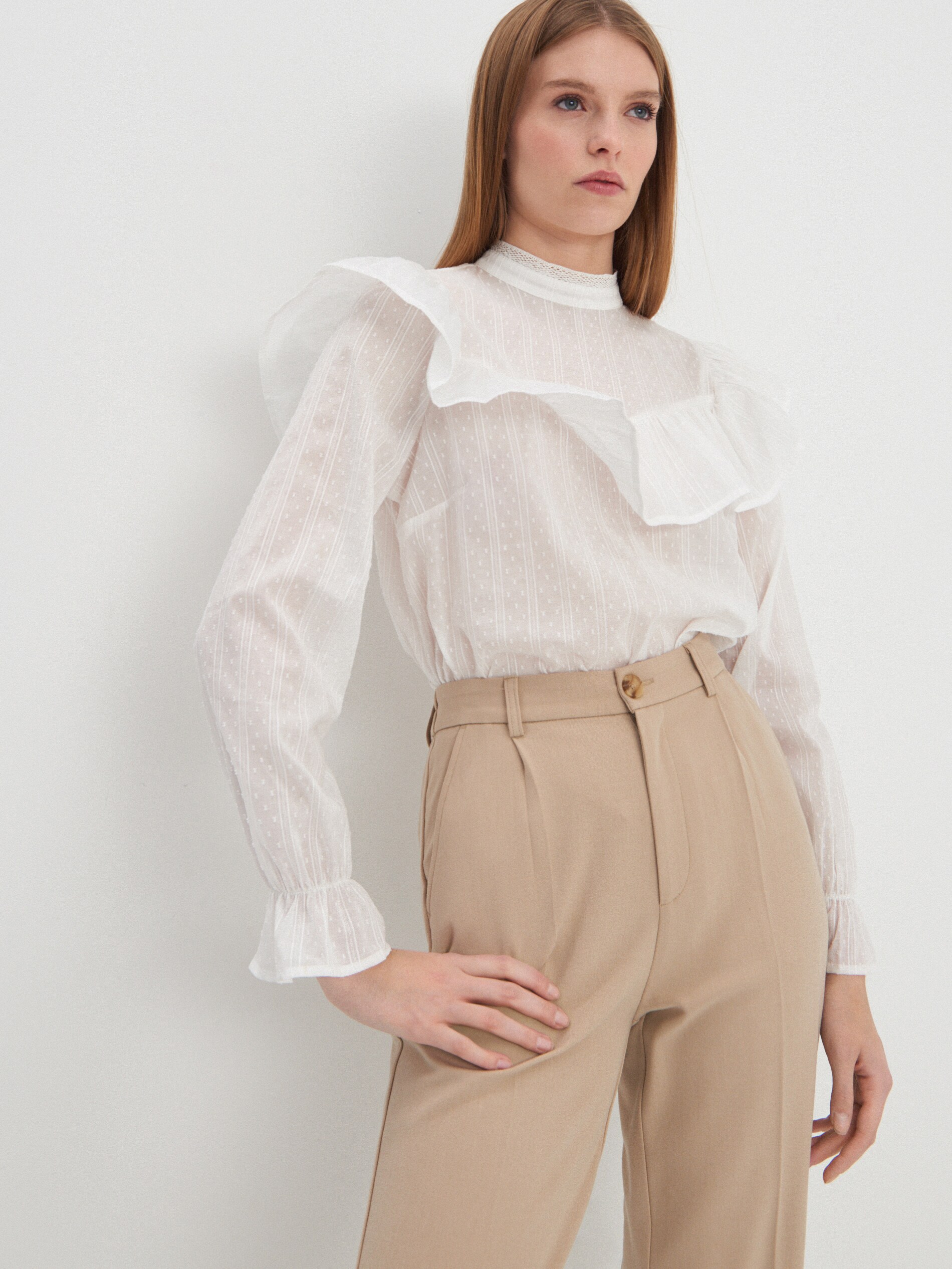 Blúzka s volánikmi