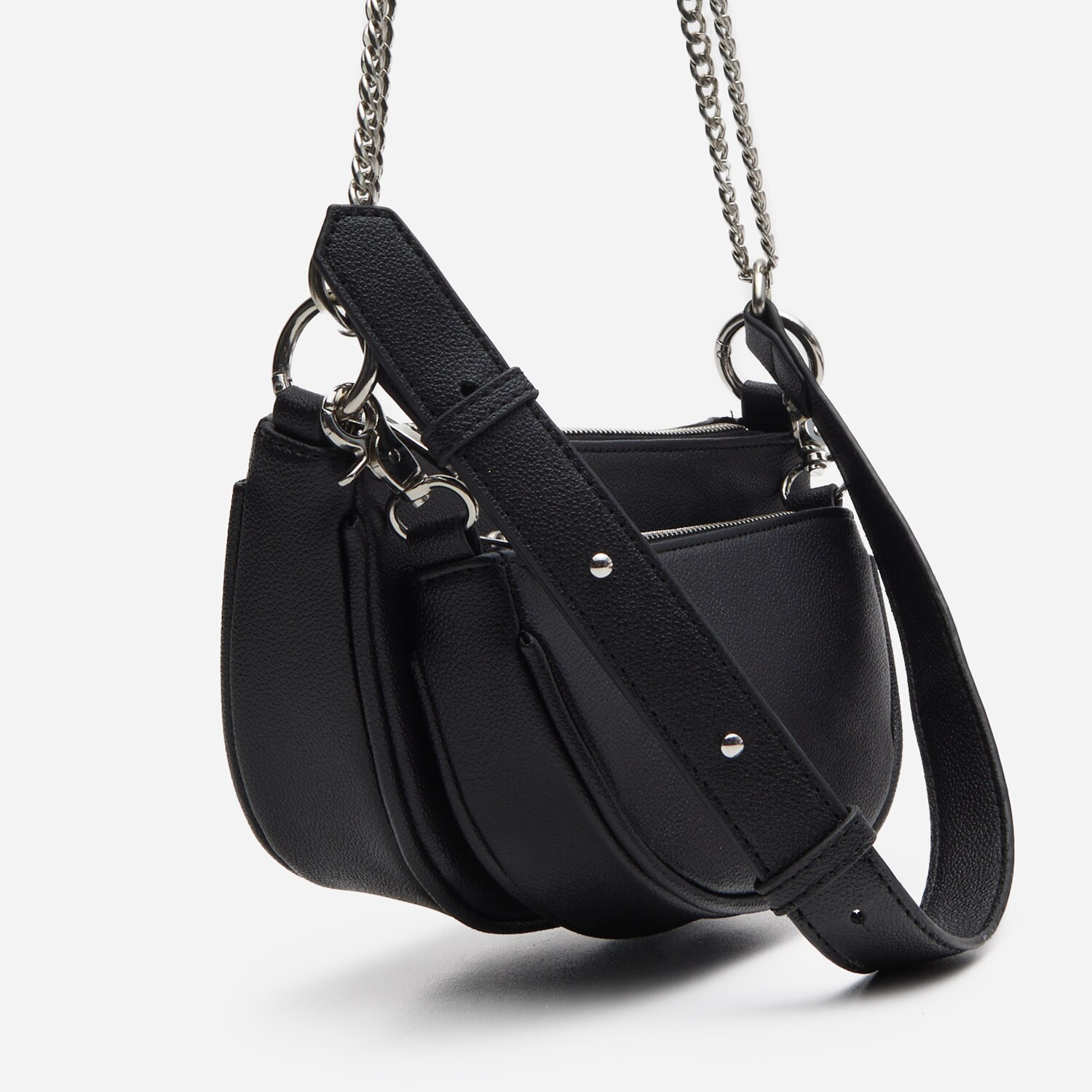 Kabelka s ozdobnou retiazkou