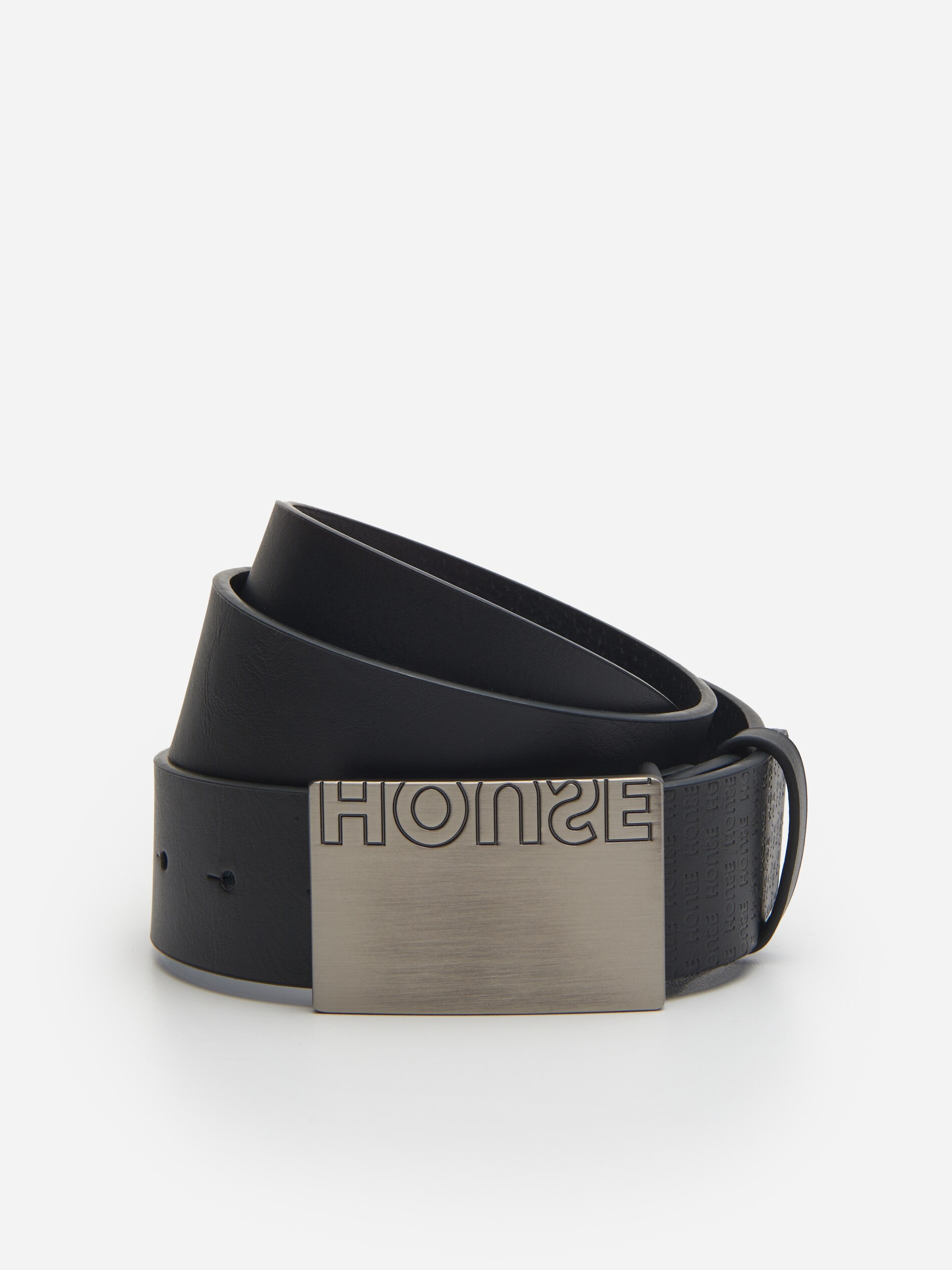 Opasok s kovovou sponou