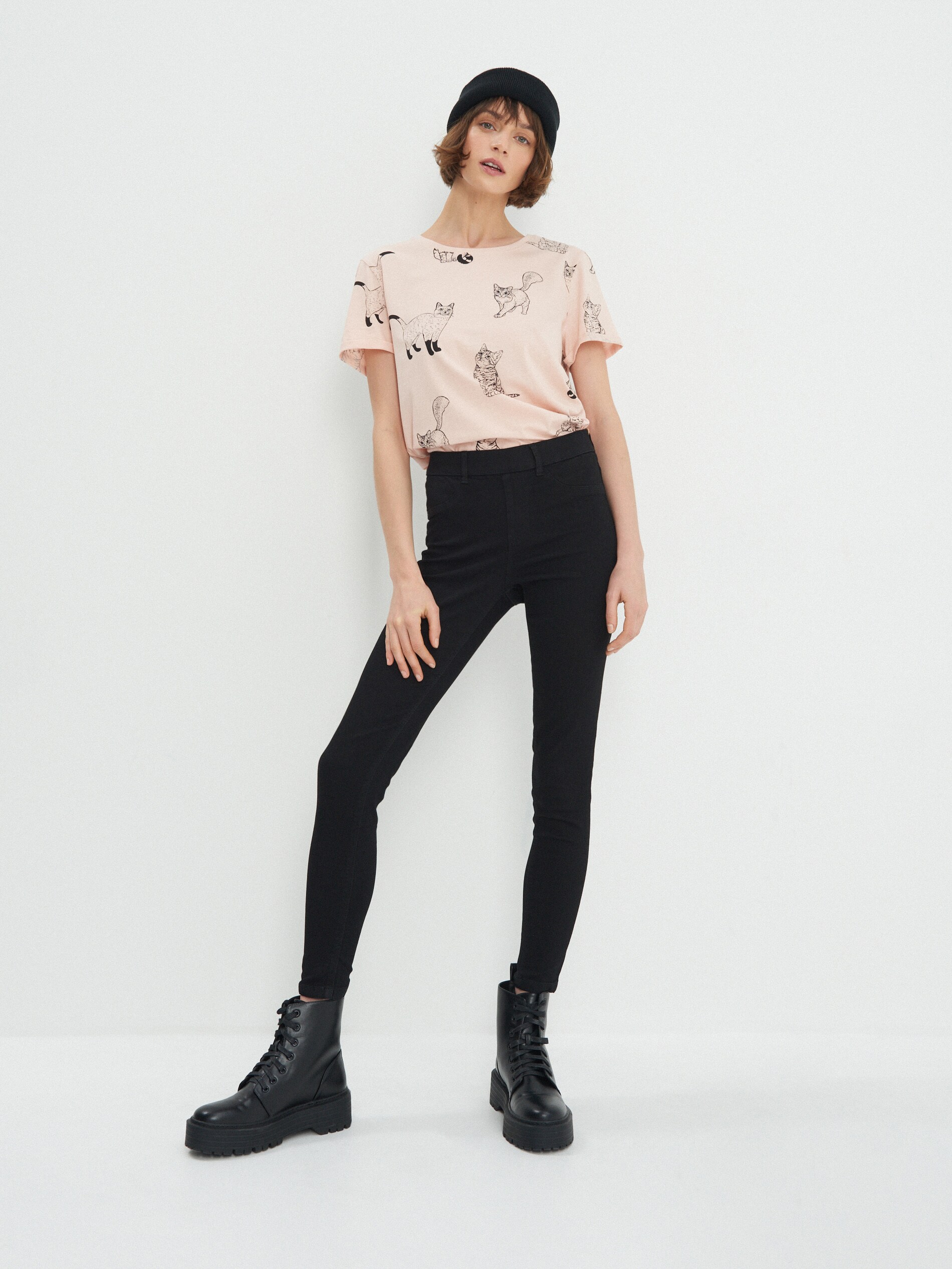 Jeggíny s vysokým pásom