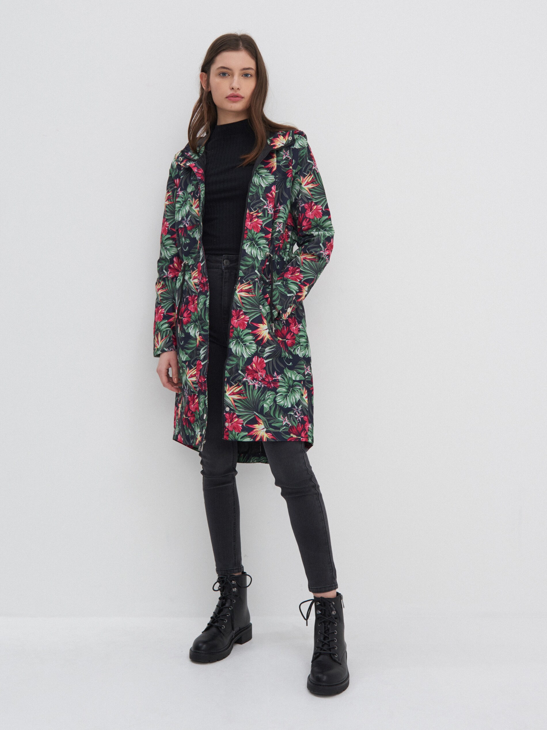 Parkový kabát s kvetinovou potlačou