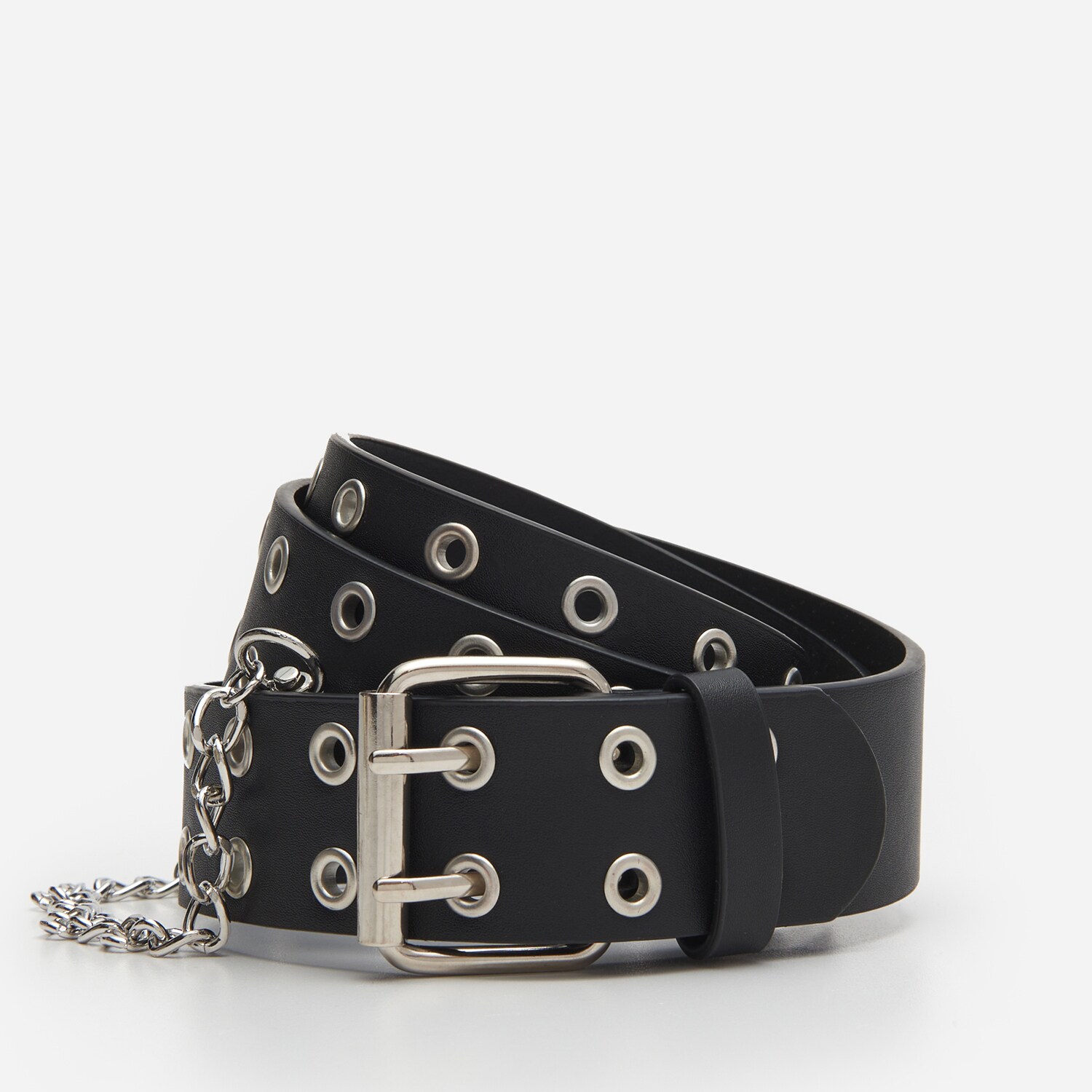 Opasok s očkami a ozdobnou retiazkou