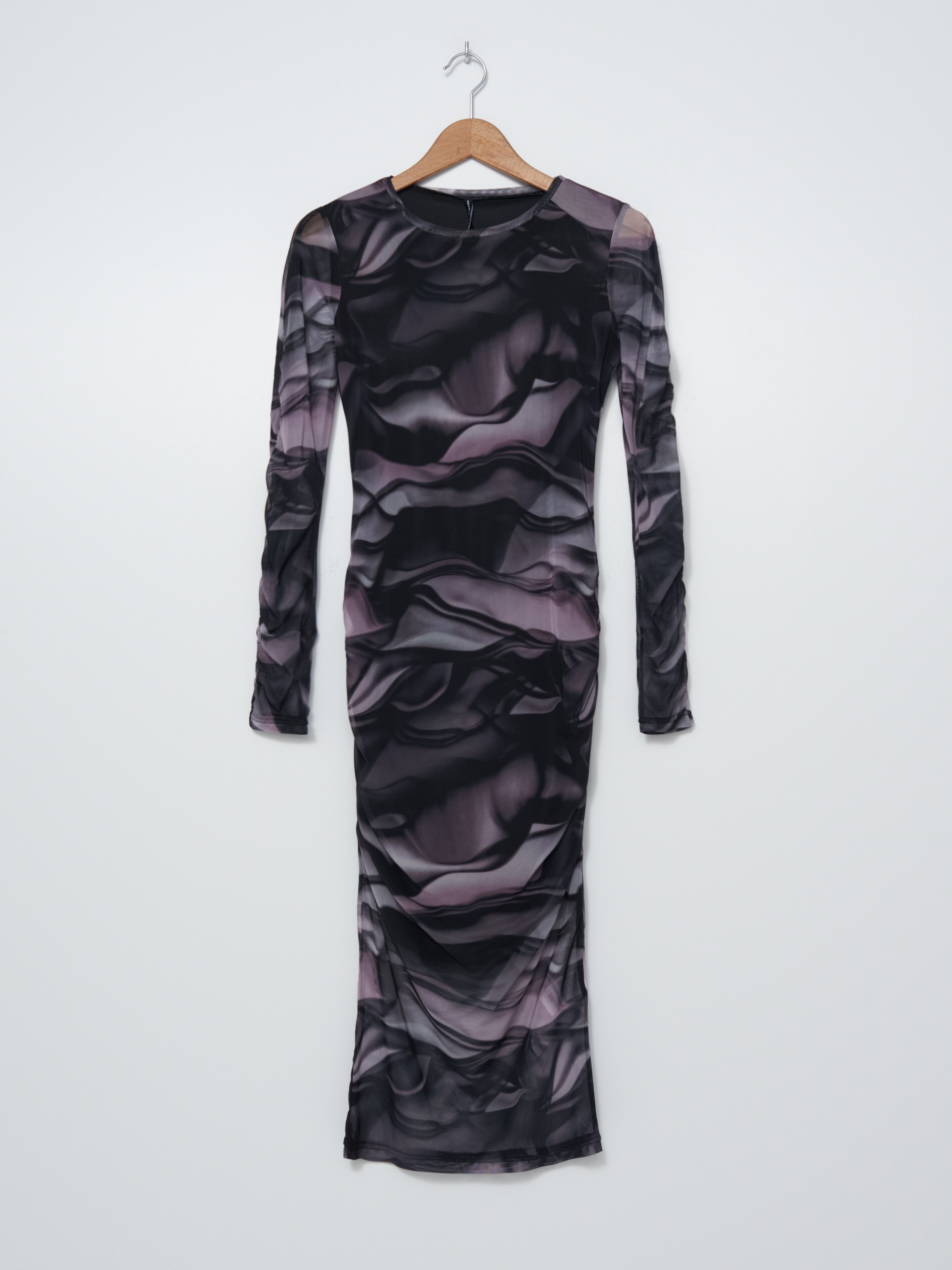 Šaty s celoplošnou potlačou