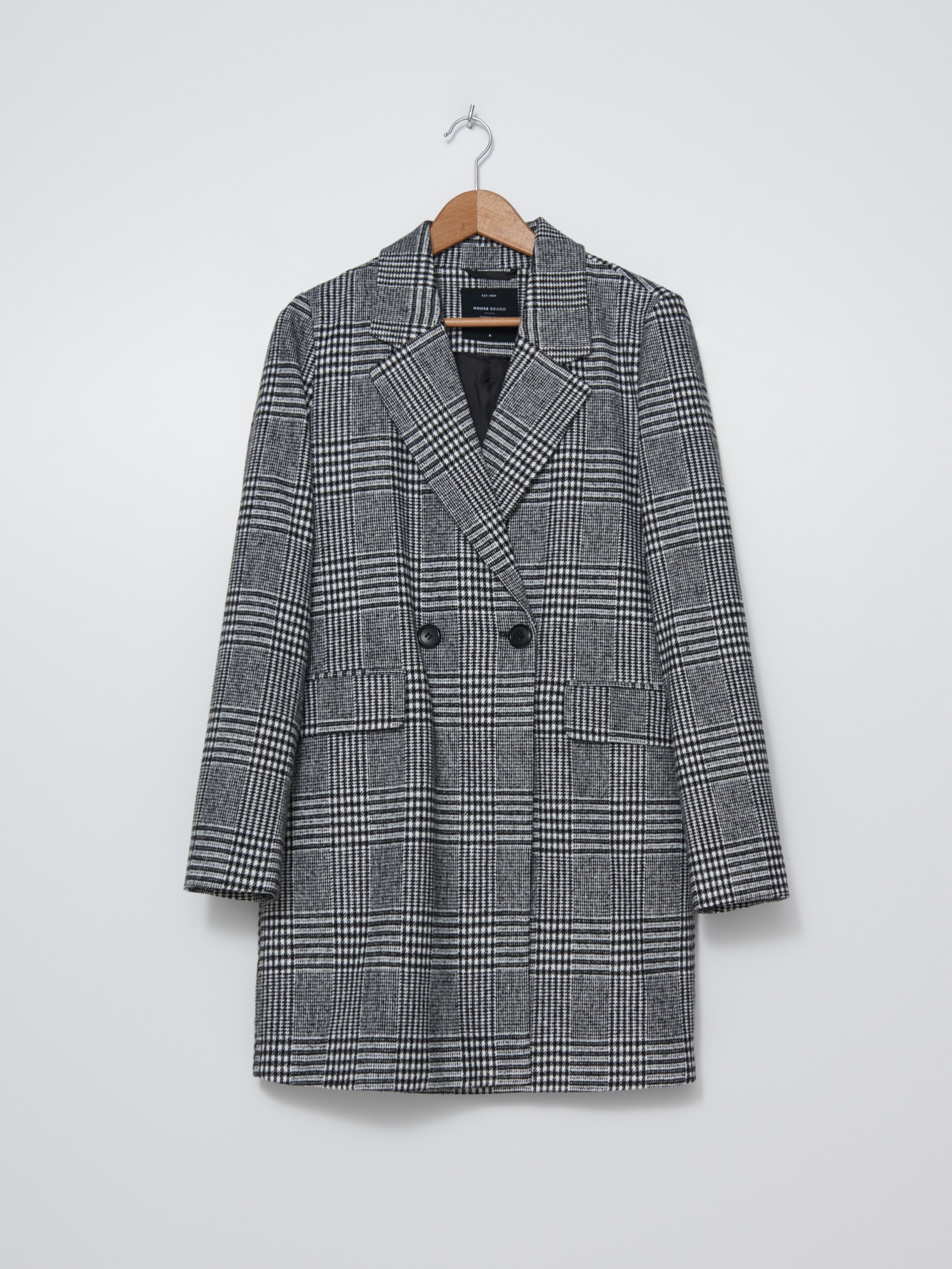 Dvojradový károvaný kabát