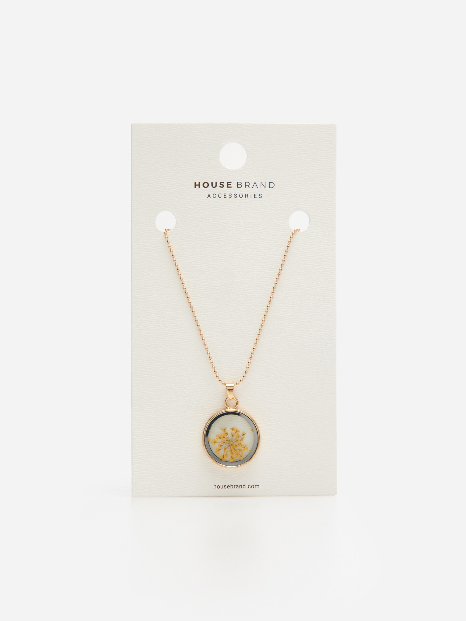 Zlatý náhrdelník s príveskom