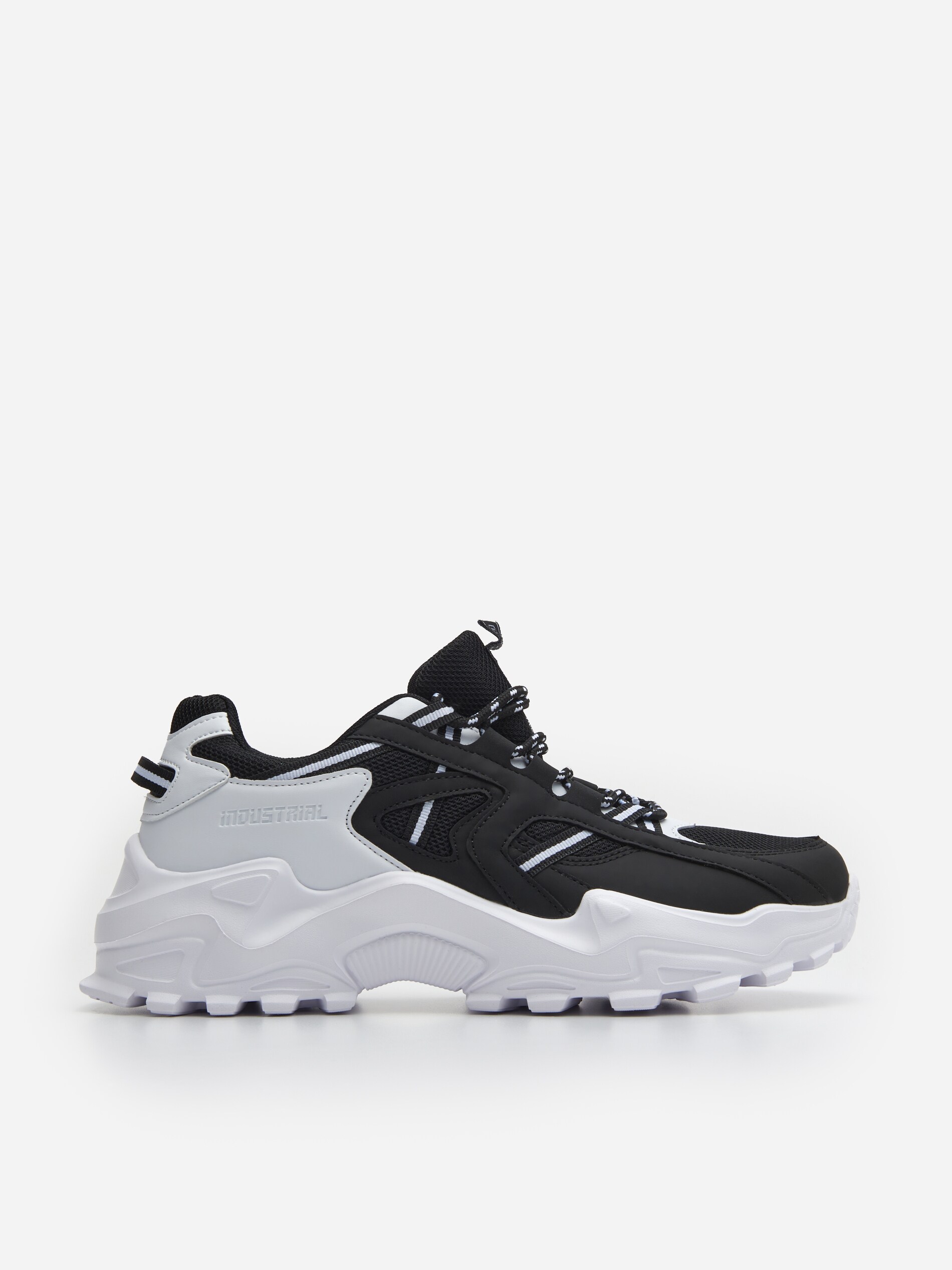 Tenisky z limitovanej edície