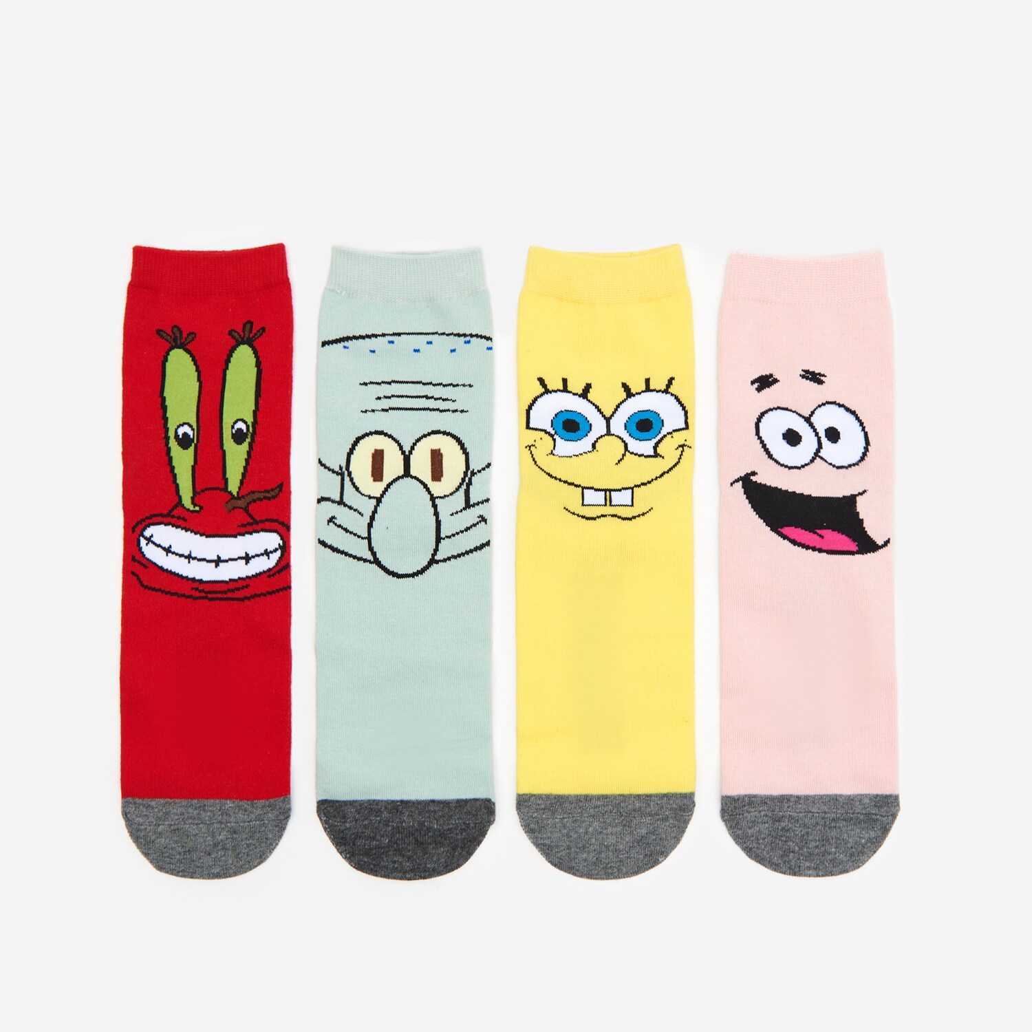 Súprava 4 párov farebných ponožiek Spongebob