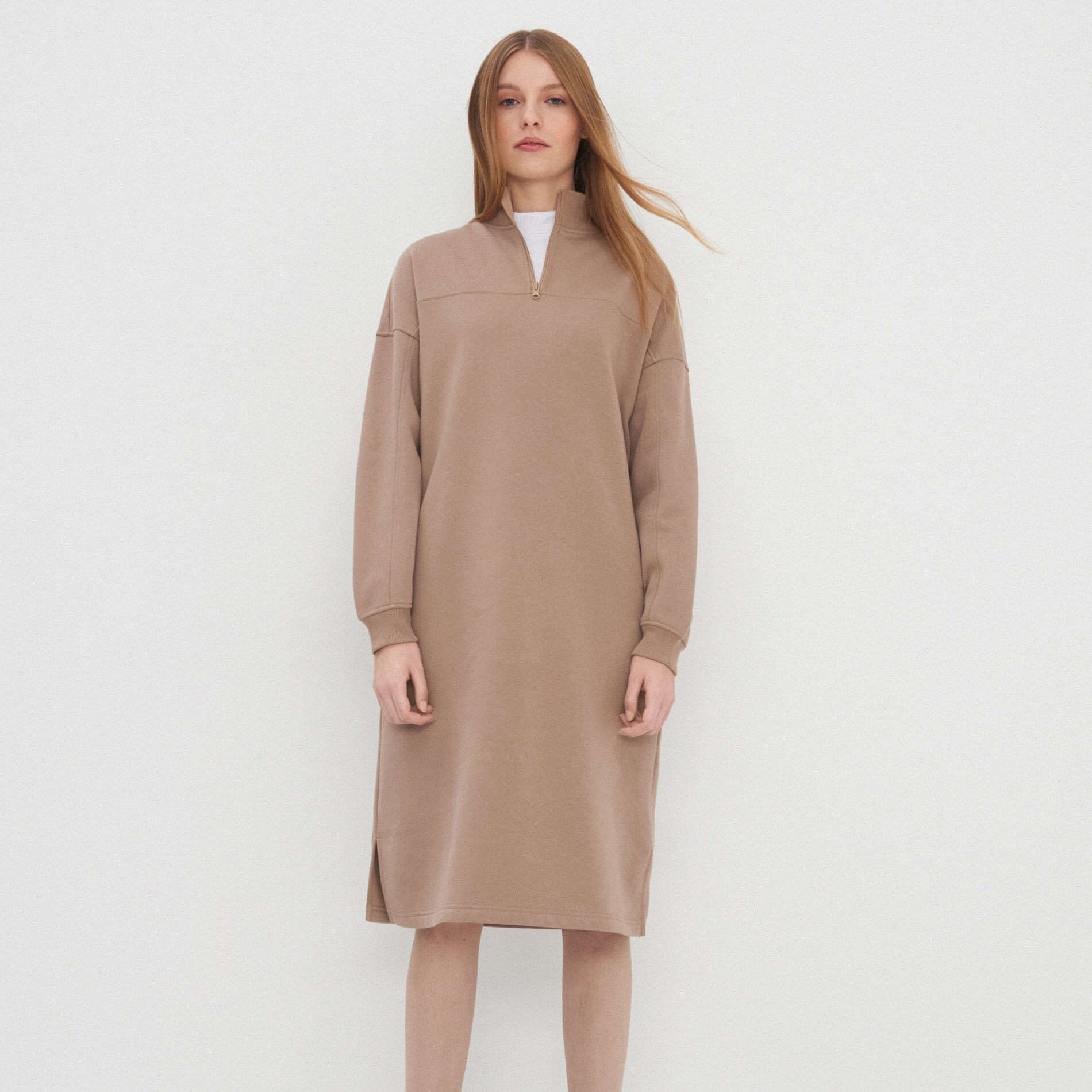 Mikinové šaty s rolákom