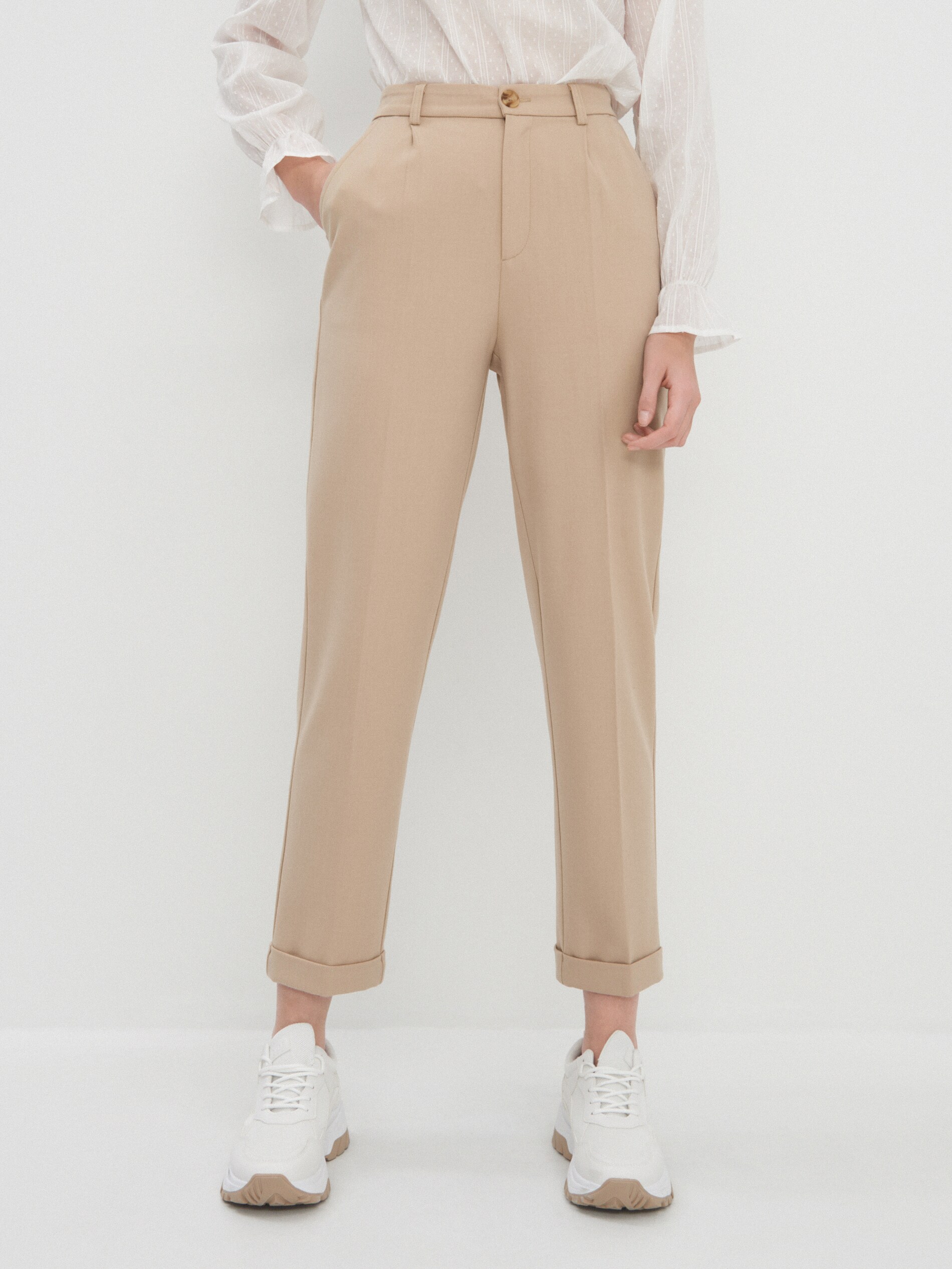 Nohavice carrot fit so zažehlenými pukmi