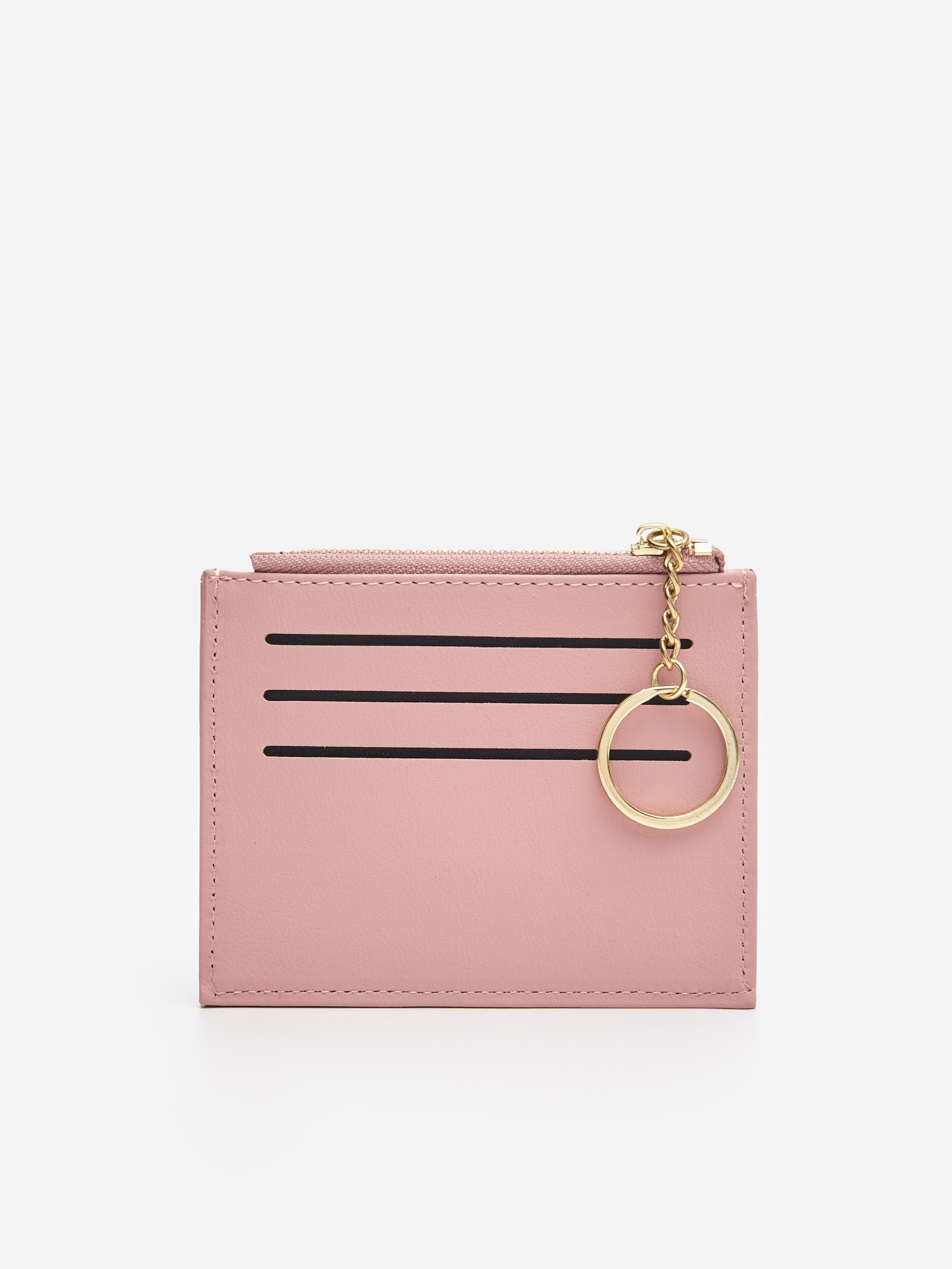 Peňaženka s dodatočnou priehradkou na kreditné karty