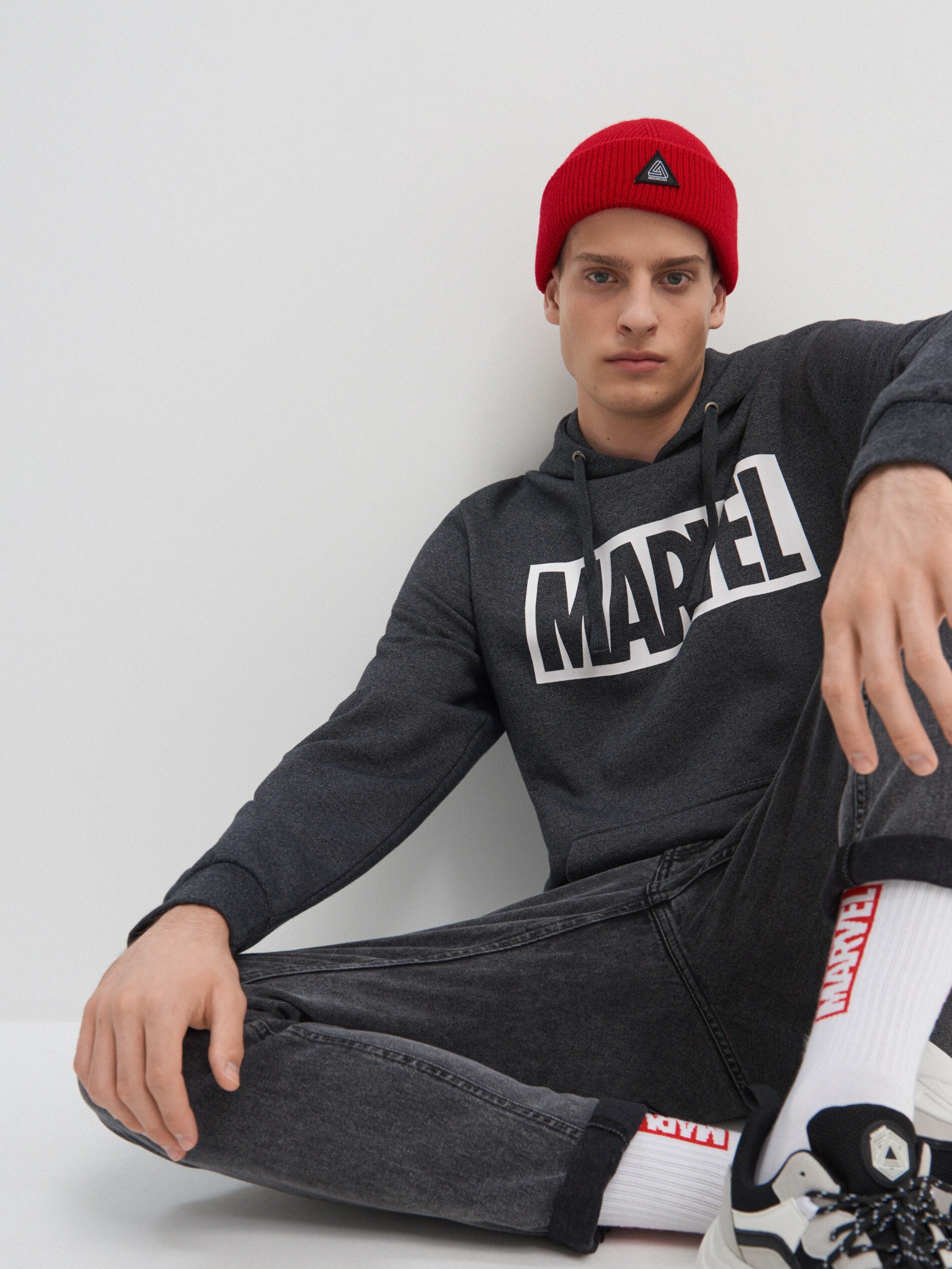 Mikina s kapucňou Marvel