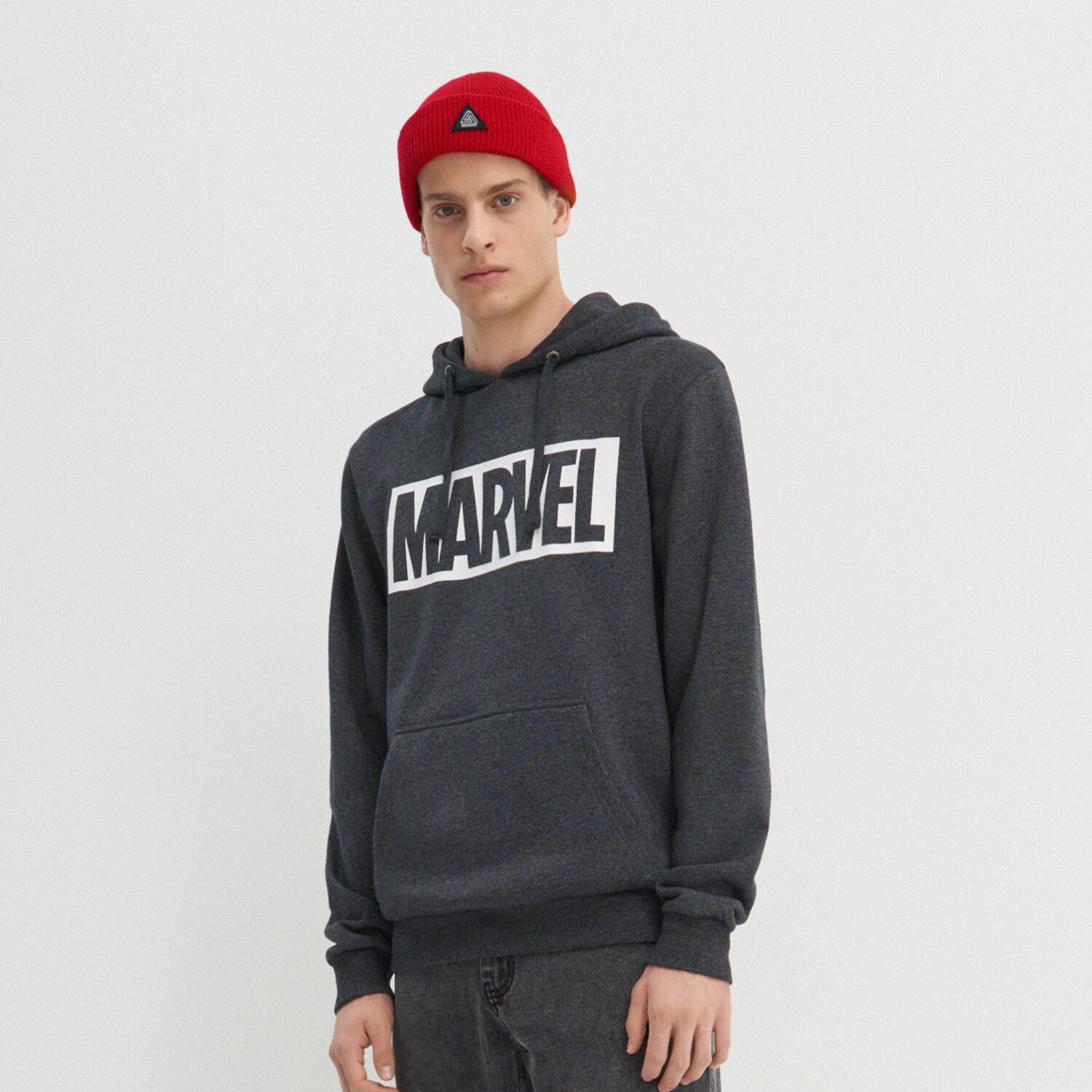 Mikina s kapucňou Marvel