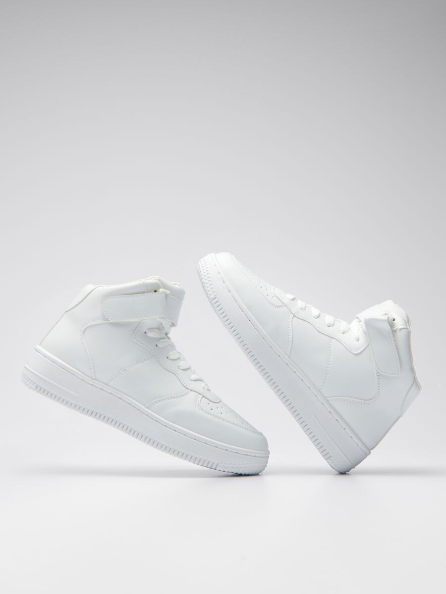 high ankle sneakers