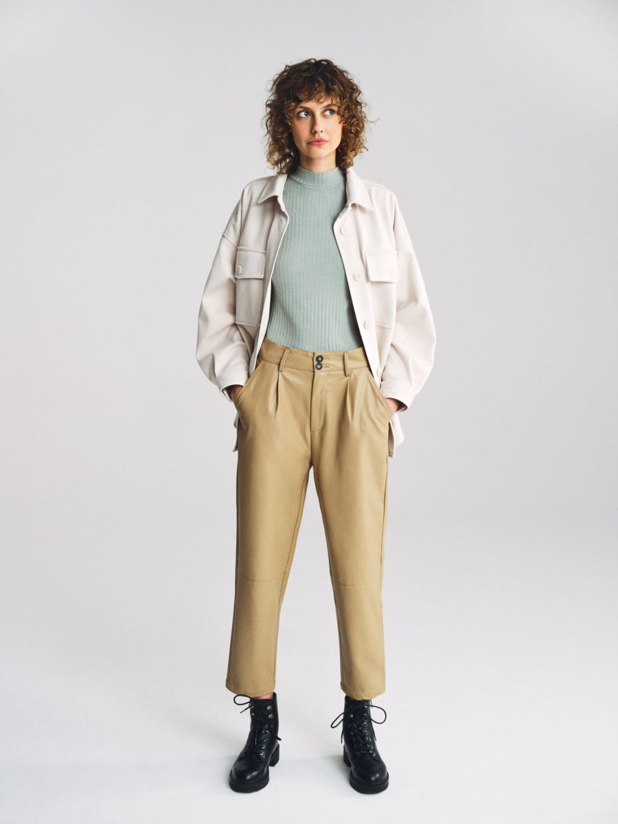 Leather imitation carrot trousers 