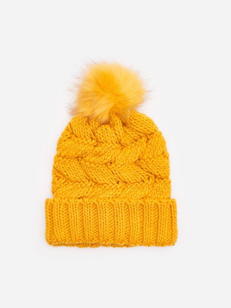 Winter beanie with pompom detail, HOUSE 