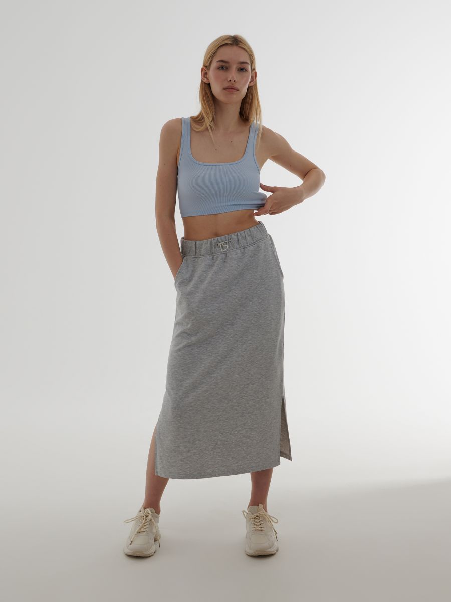 sweatshirt midi skirt