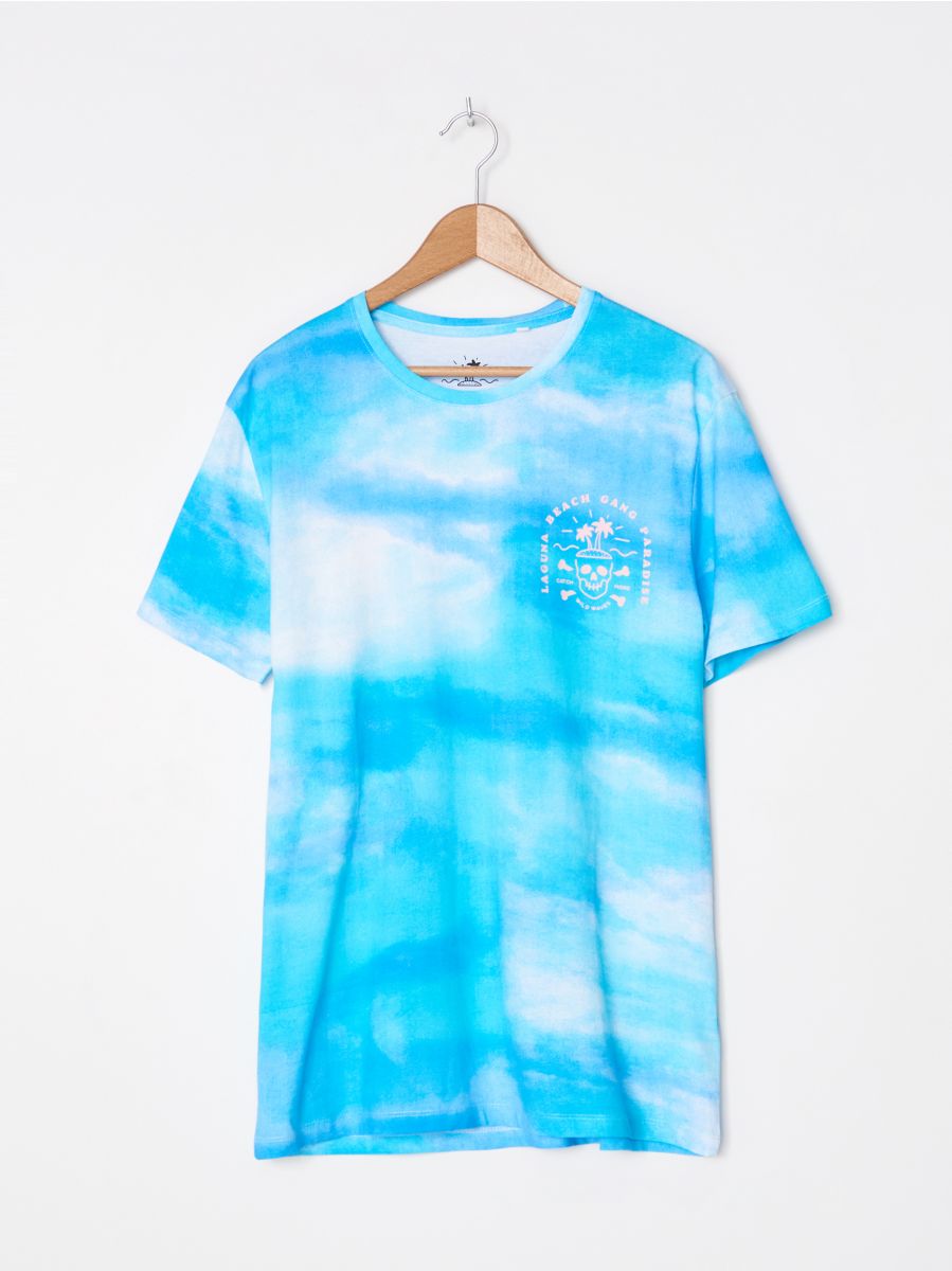 dye t shirt