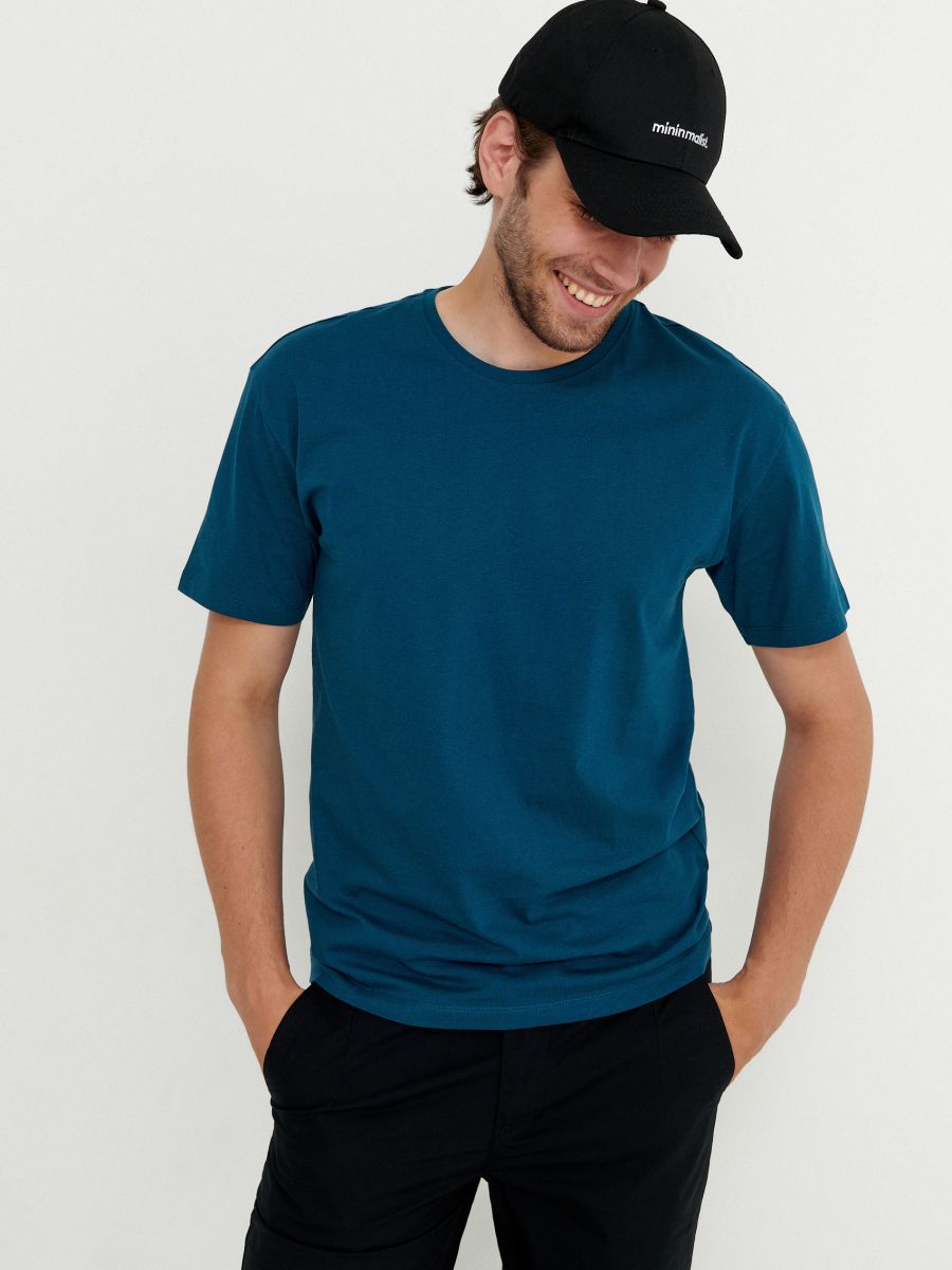 dark turquoise t shirt