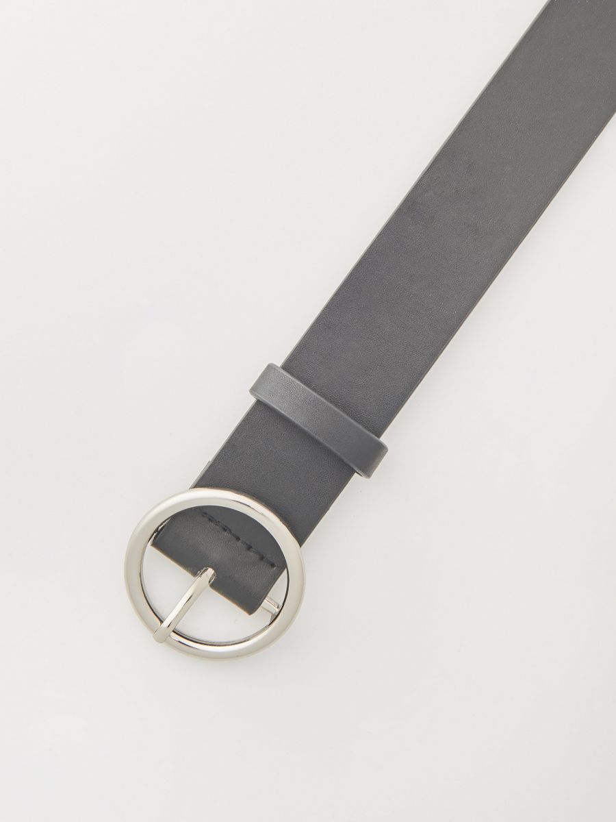 plain belt buckle
