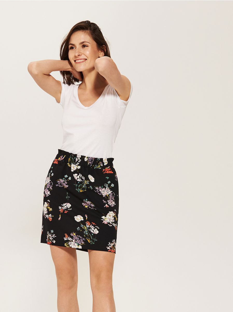floral skirt