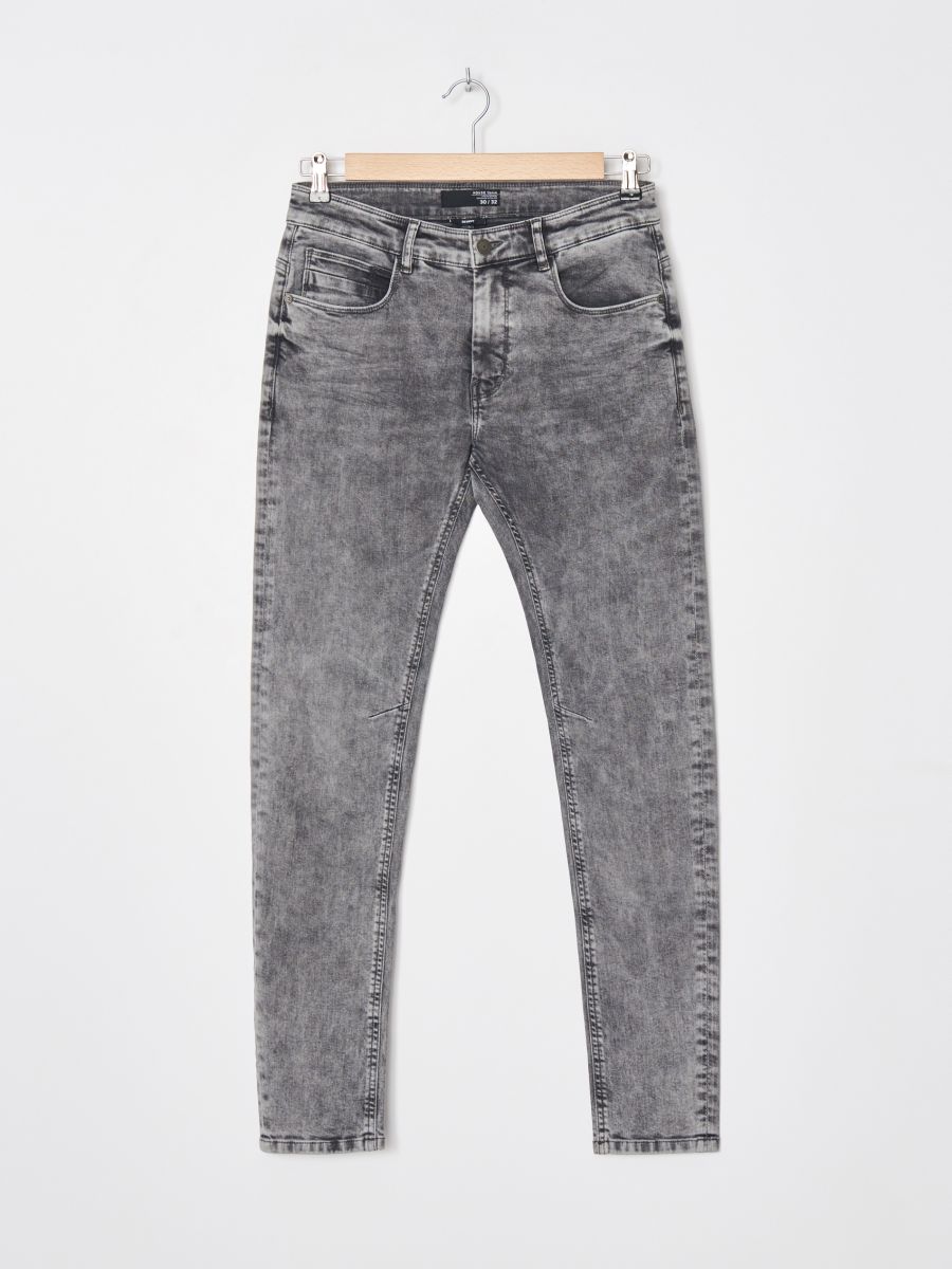 light gray skinny jeans