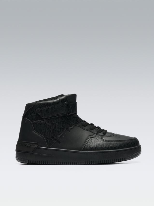 Knöchelhohe Sneaker - schwarz - 1967M-99X - HOUSE