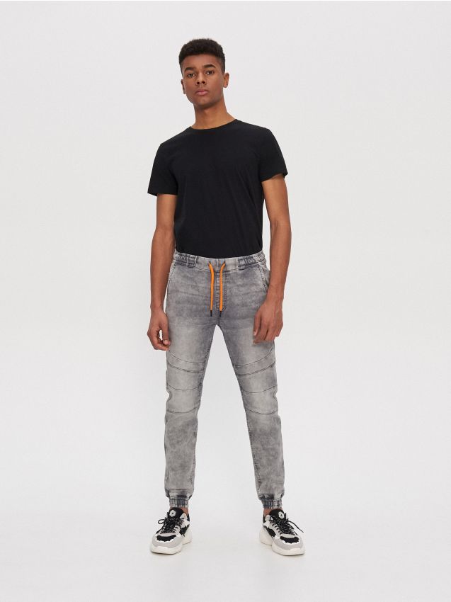 Denimowe spodnie jogger slim - szary - XL189-90J - HOUSE