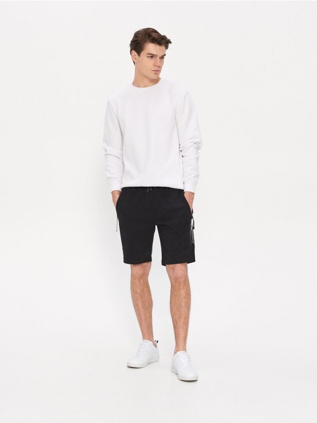 Pantaloni scurți cu imprimeu - negru - YK939-99X - HOUSE