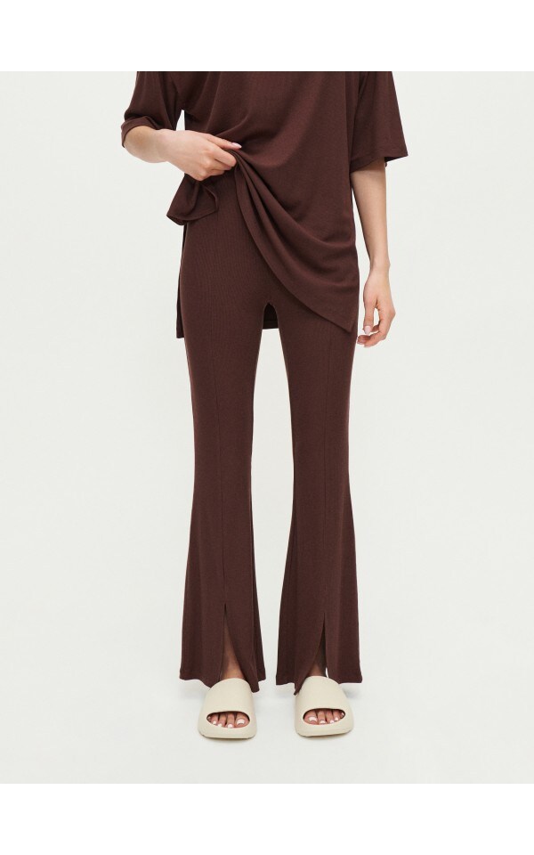Dzianinowe spodnie dzwony w prążki brązowe HOUSE 9803T 88X